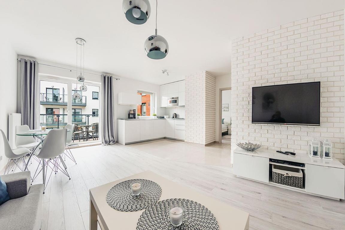 One-Bedroom Apartment - 71 Chmielna Street