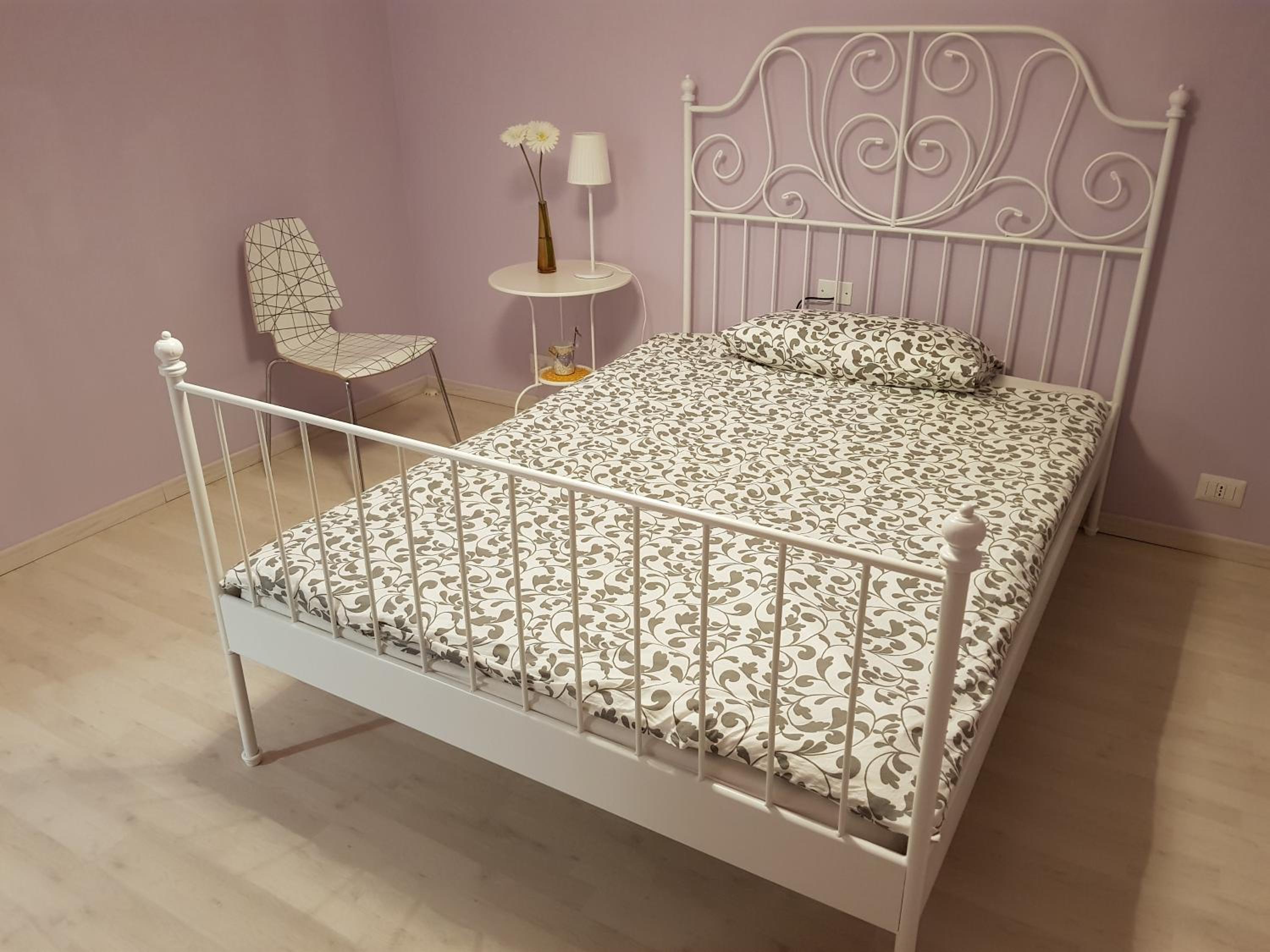 Double Room with Shared Bathroom photo 2