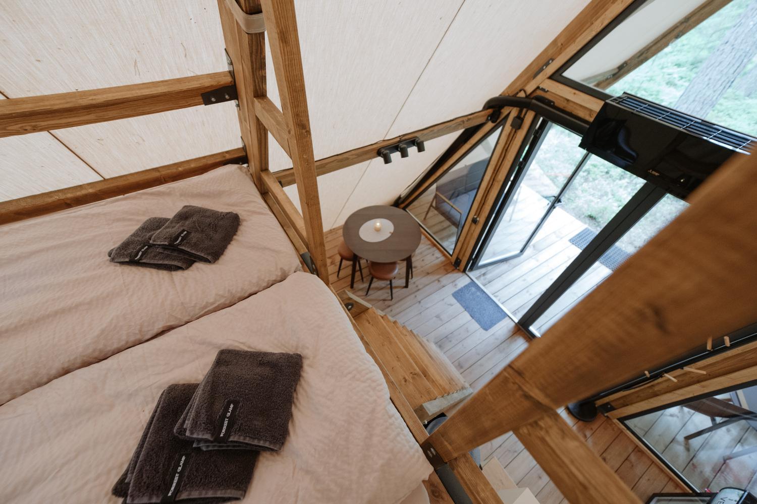 ForRest Berry Tent No.15 with Shared Bathroom