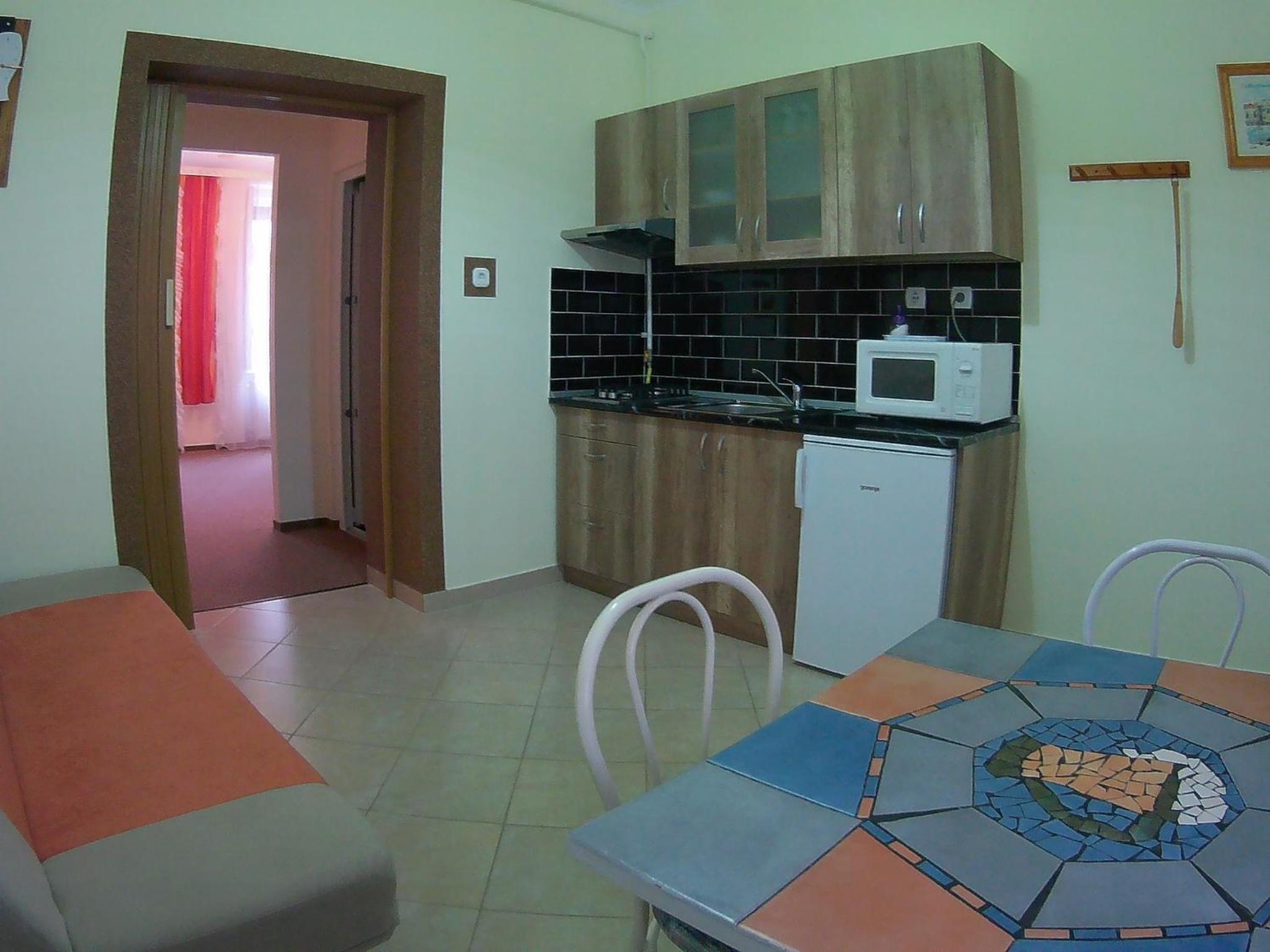 One-Bedroom Apartment photo 2