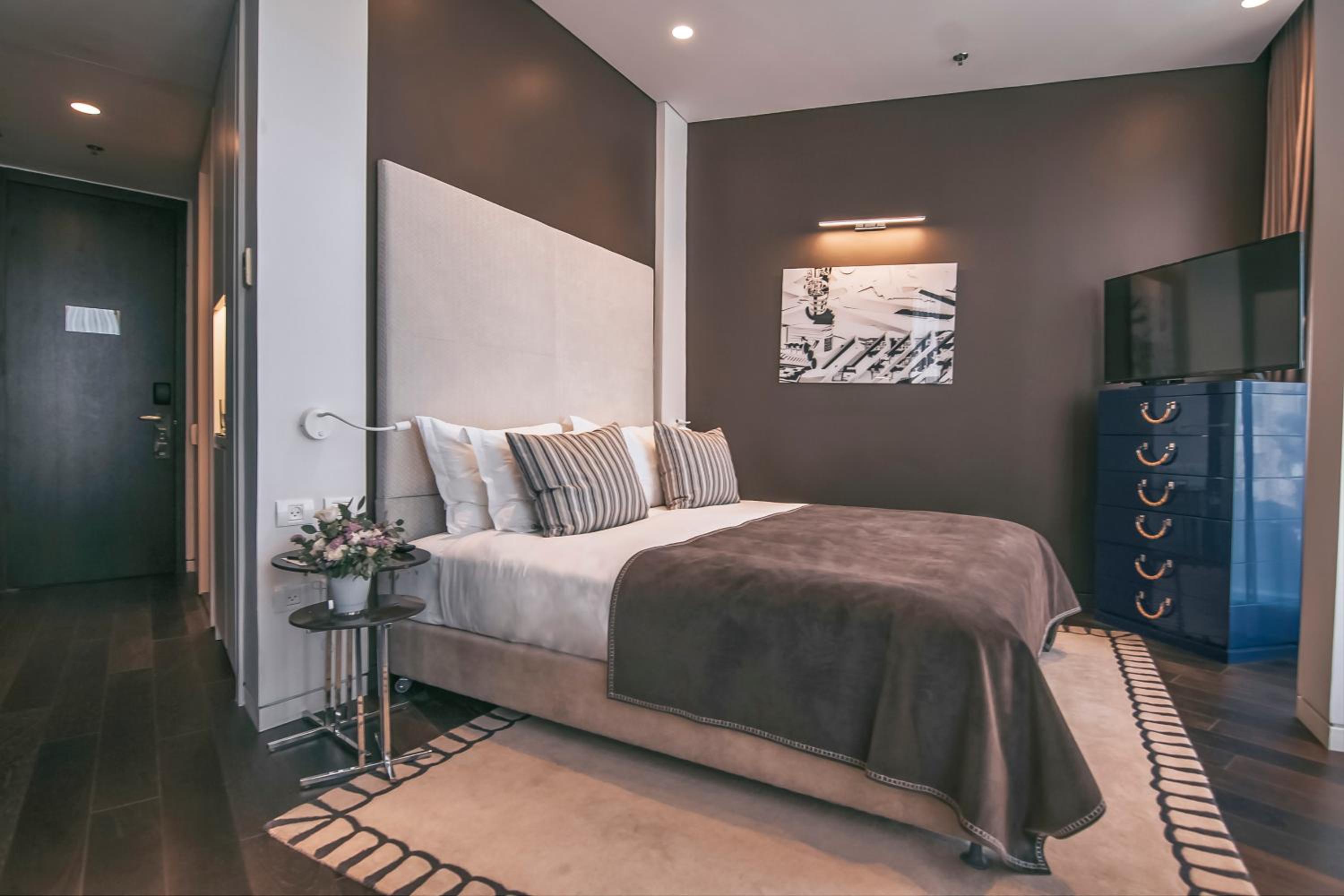 Superior Double or Twin Room with City View photo 3