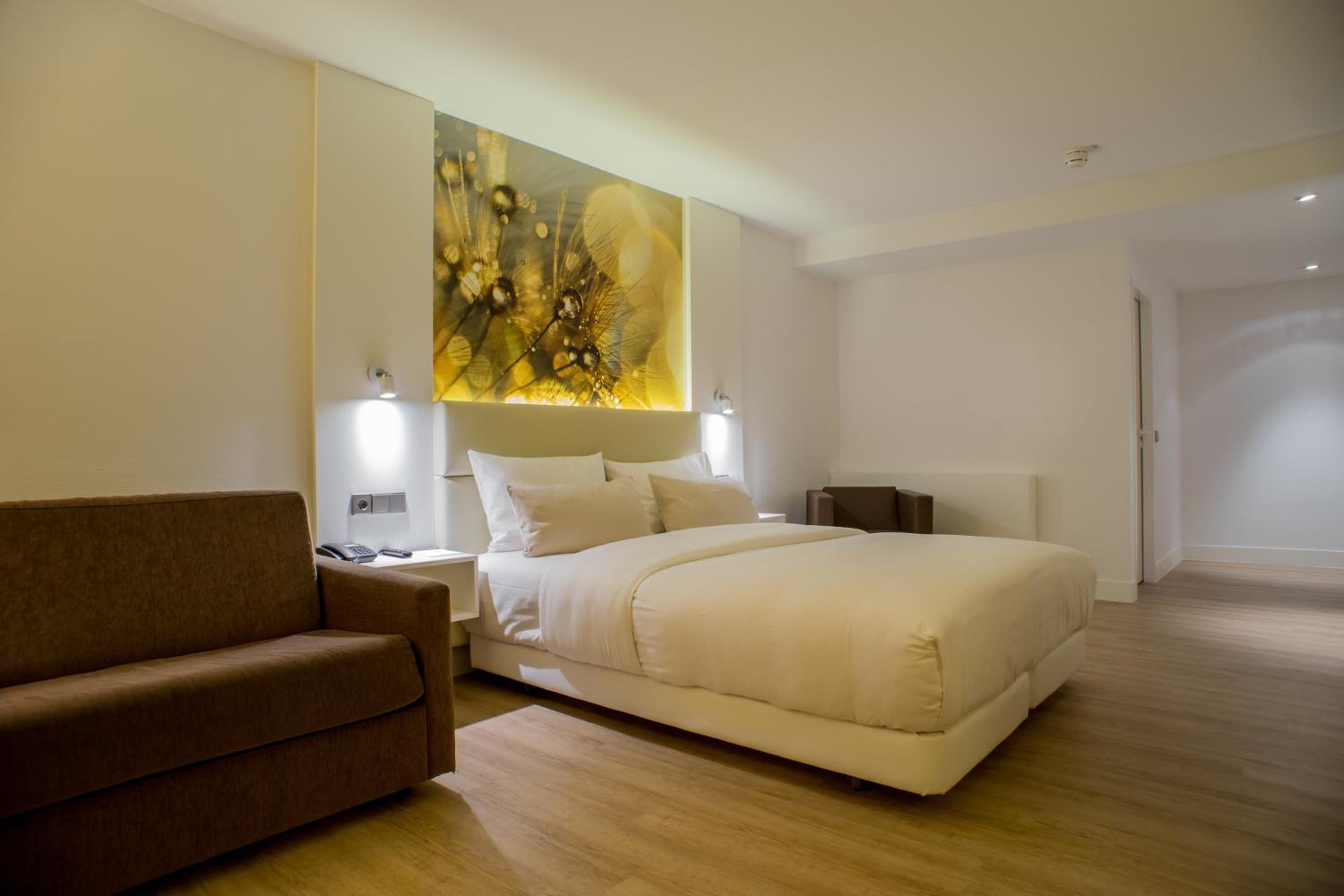Superior Double Room with Balcony photo 1