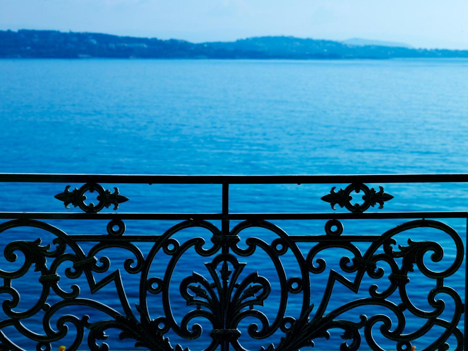 Deluxe Double Room with Sea View - Photo 2