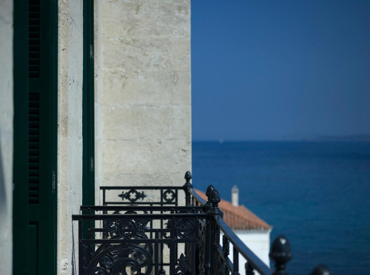 Deluxe Double Room with Sea View - Photo 1