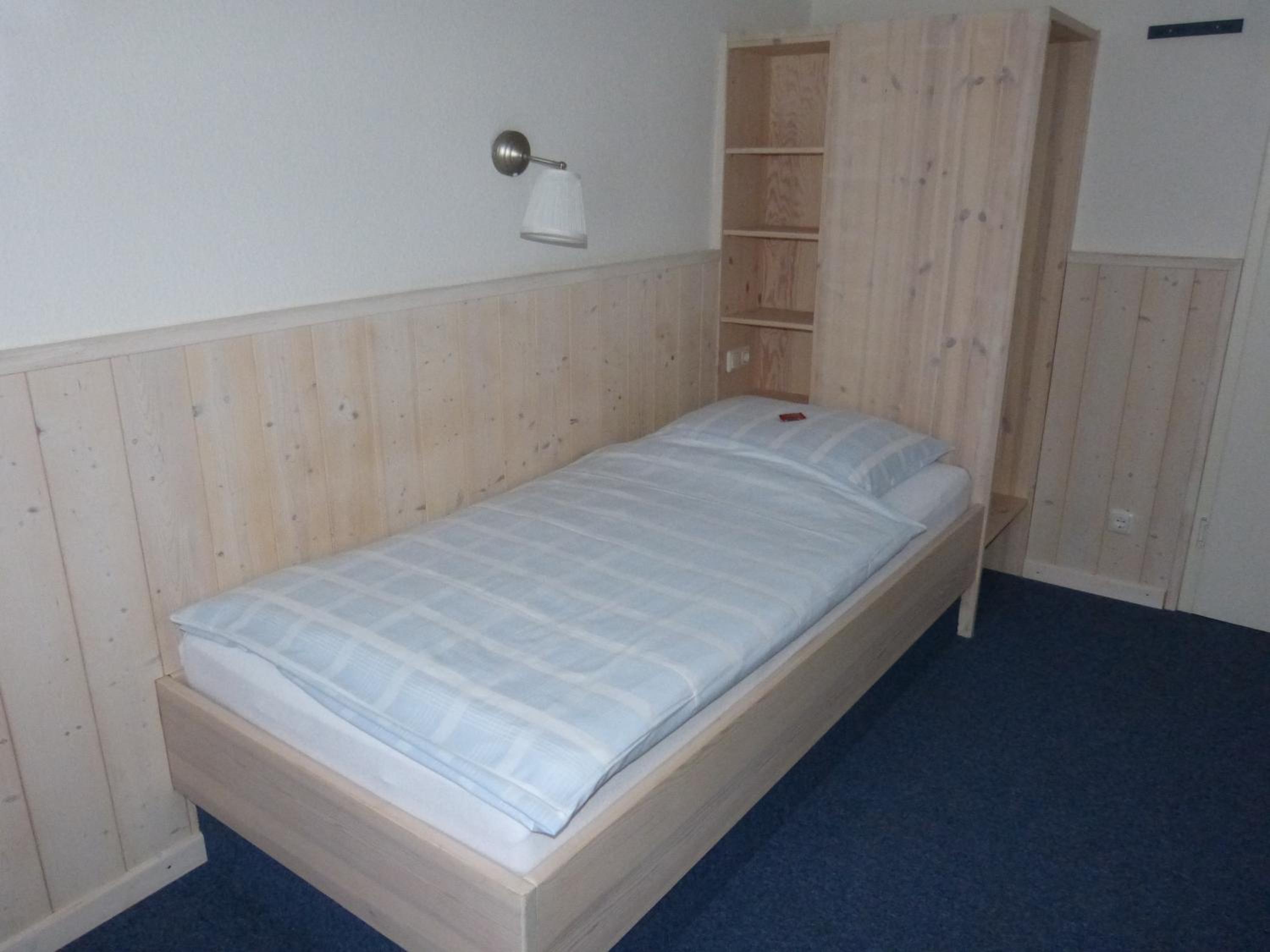 Single Room photo 2