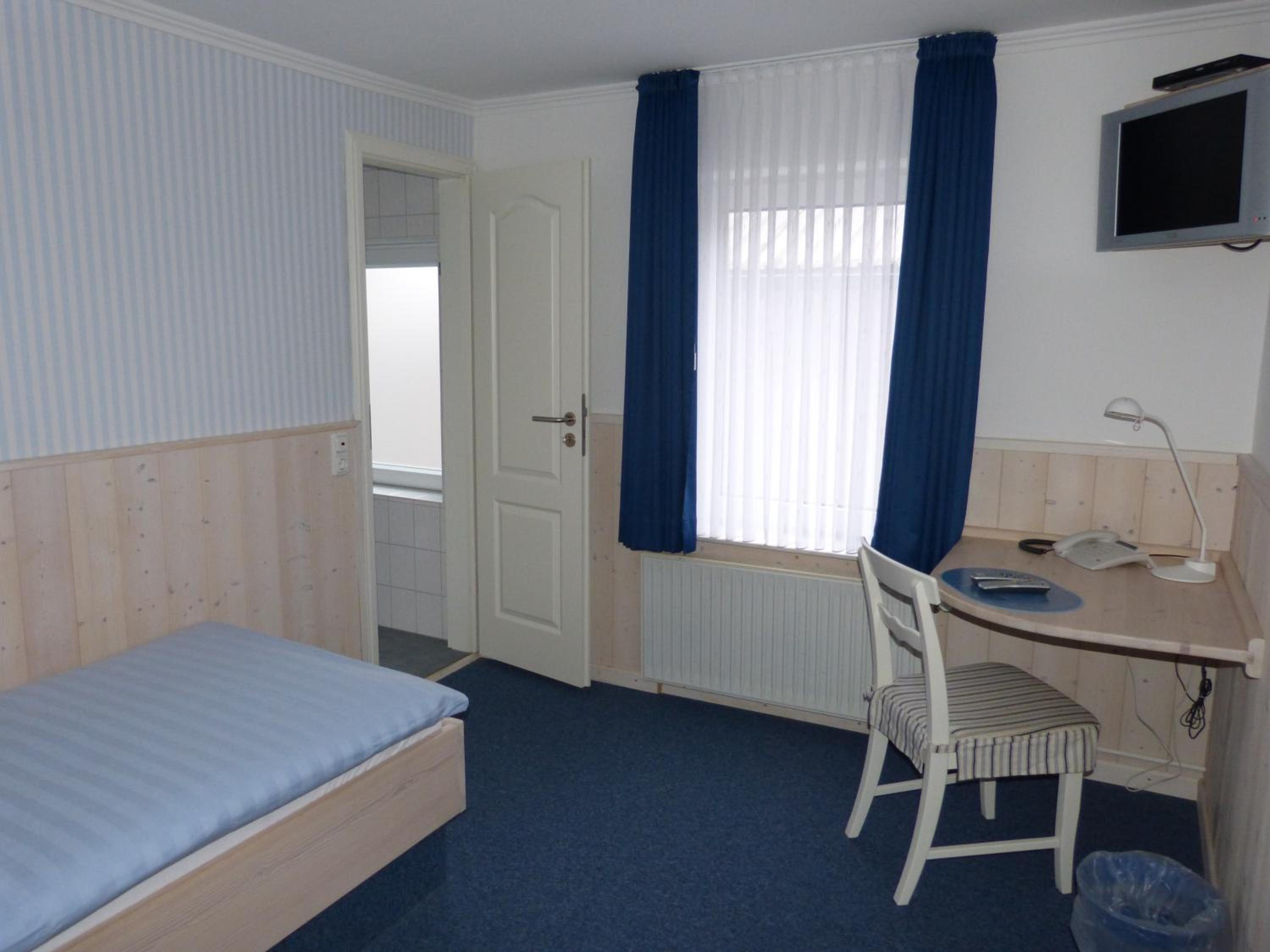 Single Room photo 1