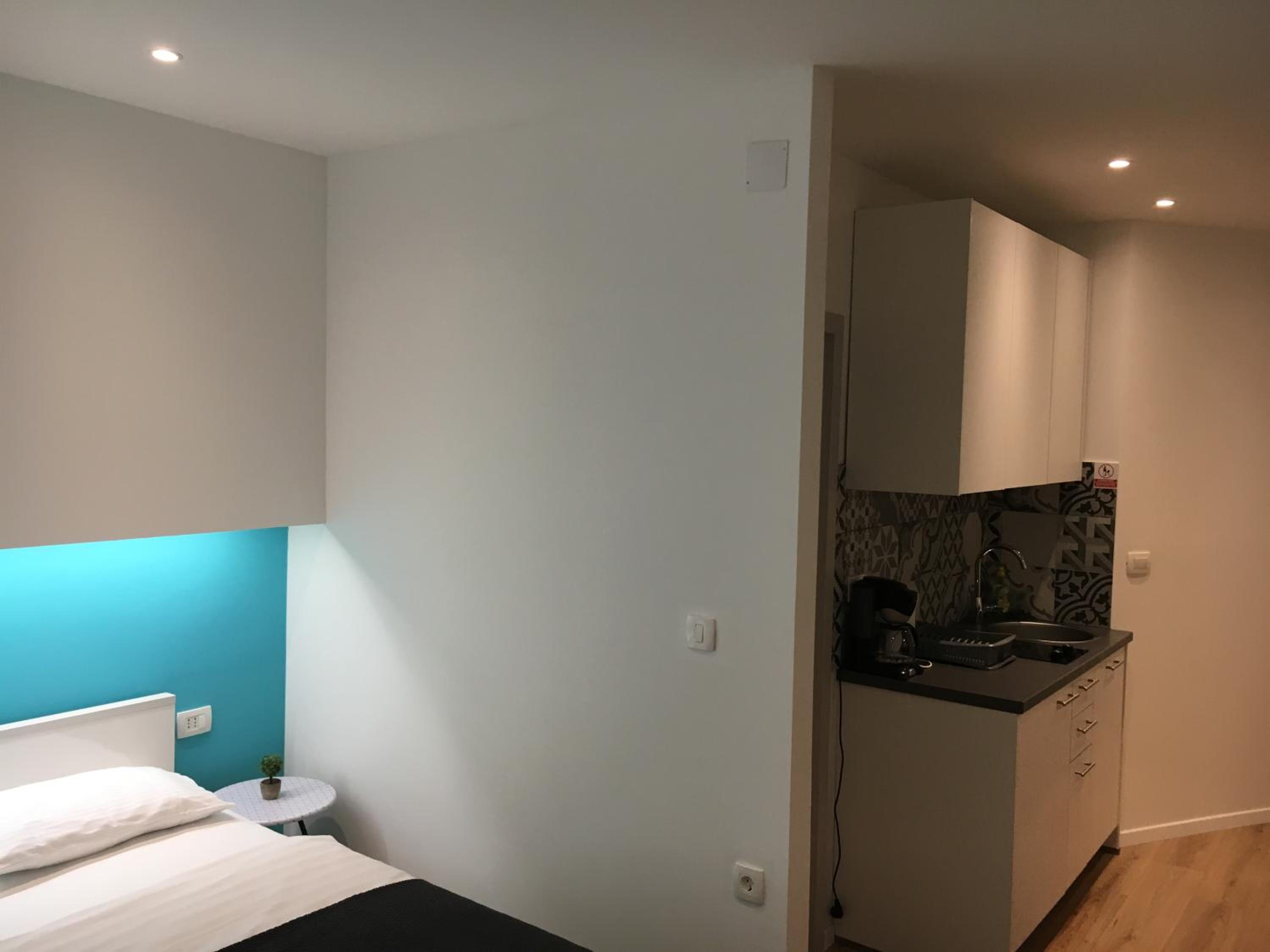Studio Apartment