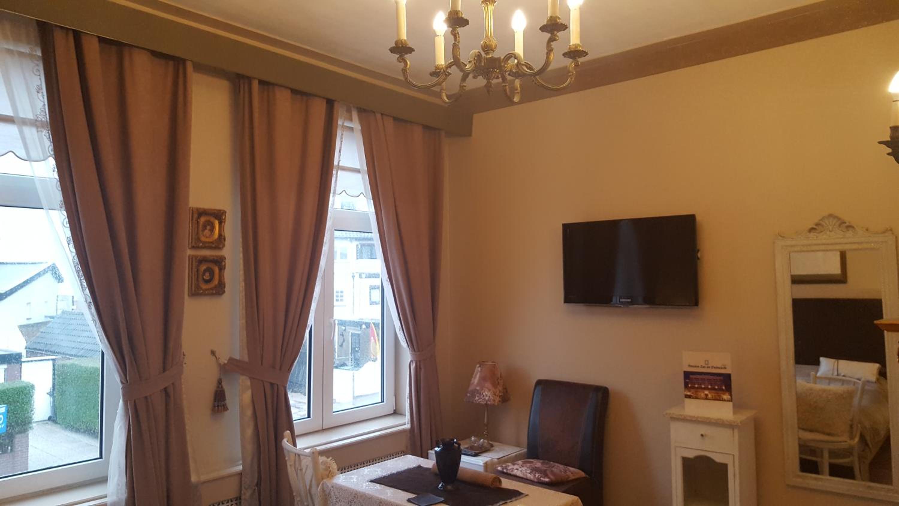 Double Room - Photo 22
