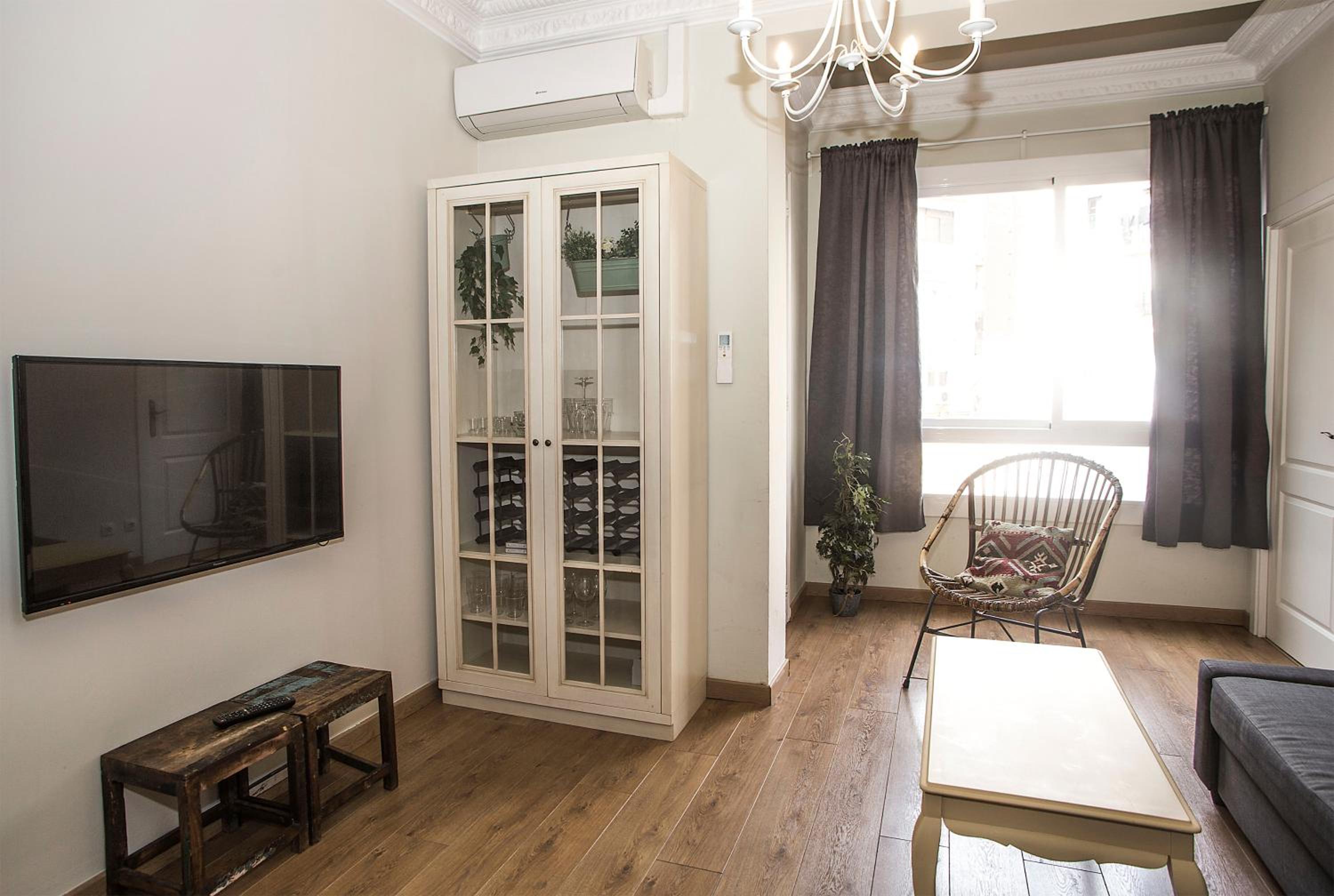 Apartment photo 3
