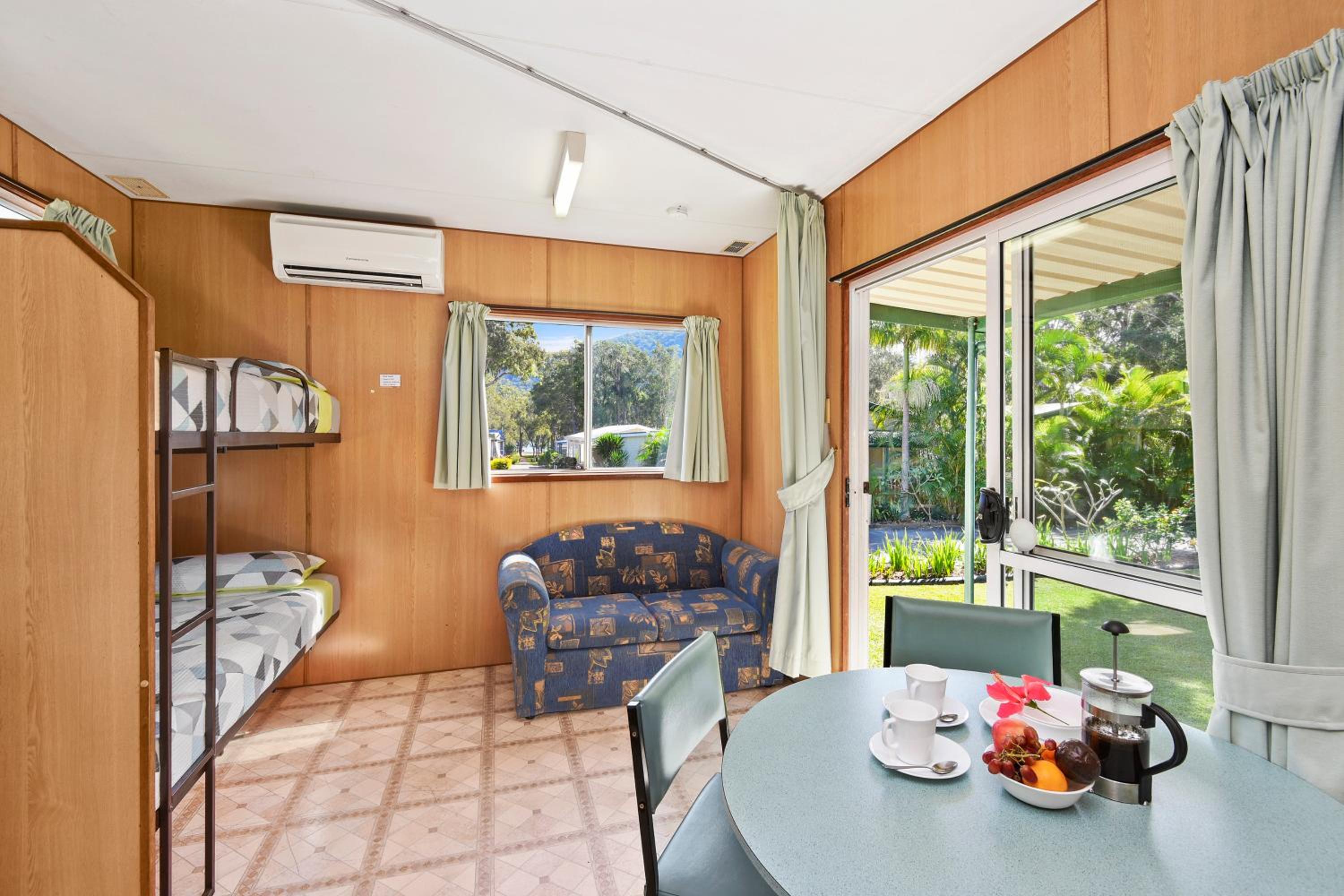 Cabin photo 1