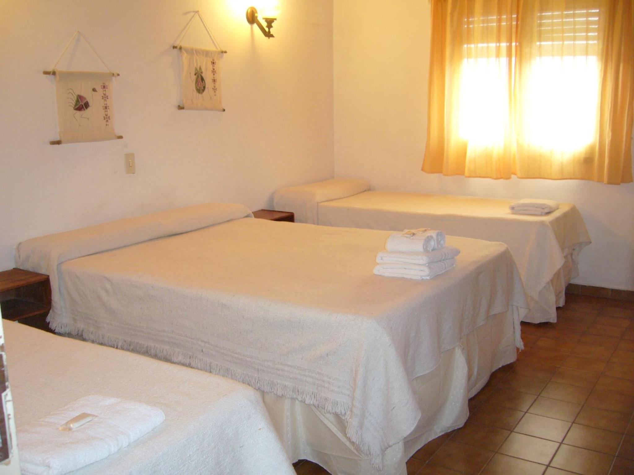 Quadruple Room with Private Bathroom photo 1