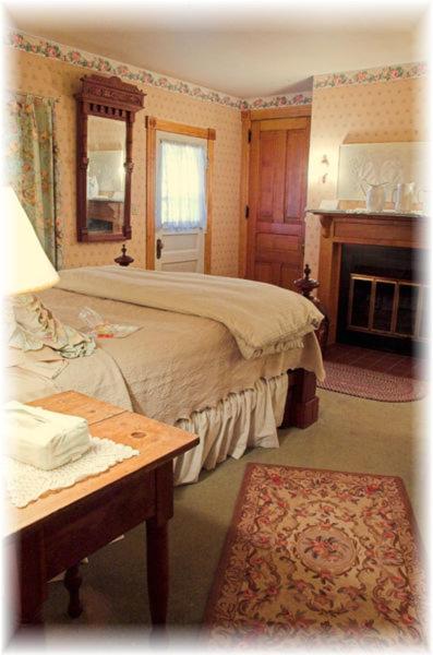 Queen Room with Garden View photo 3