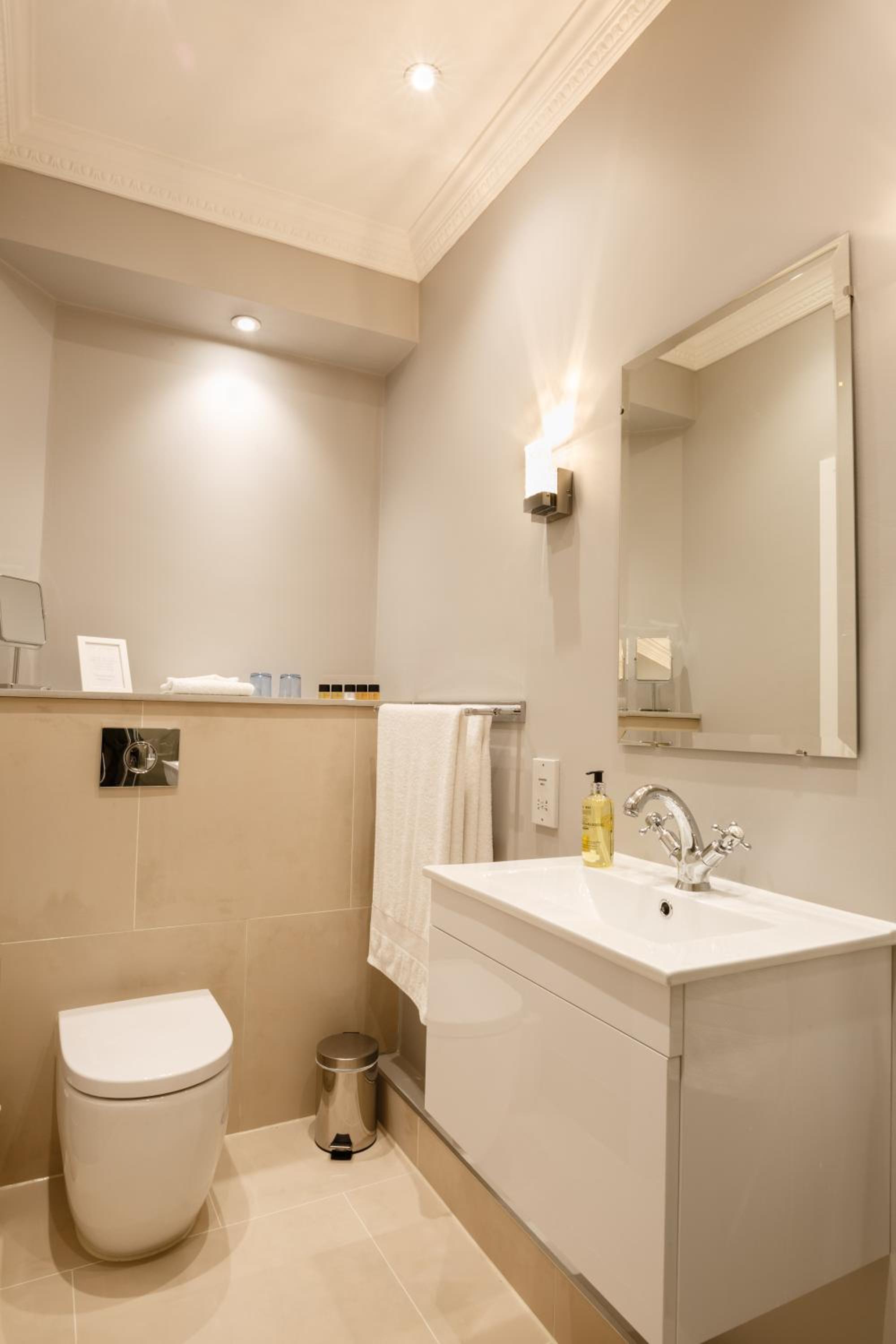 Deluxe Double Room - Photo 3