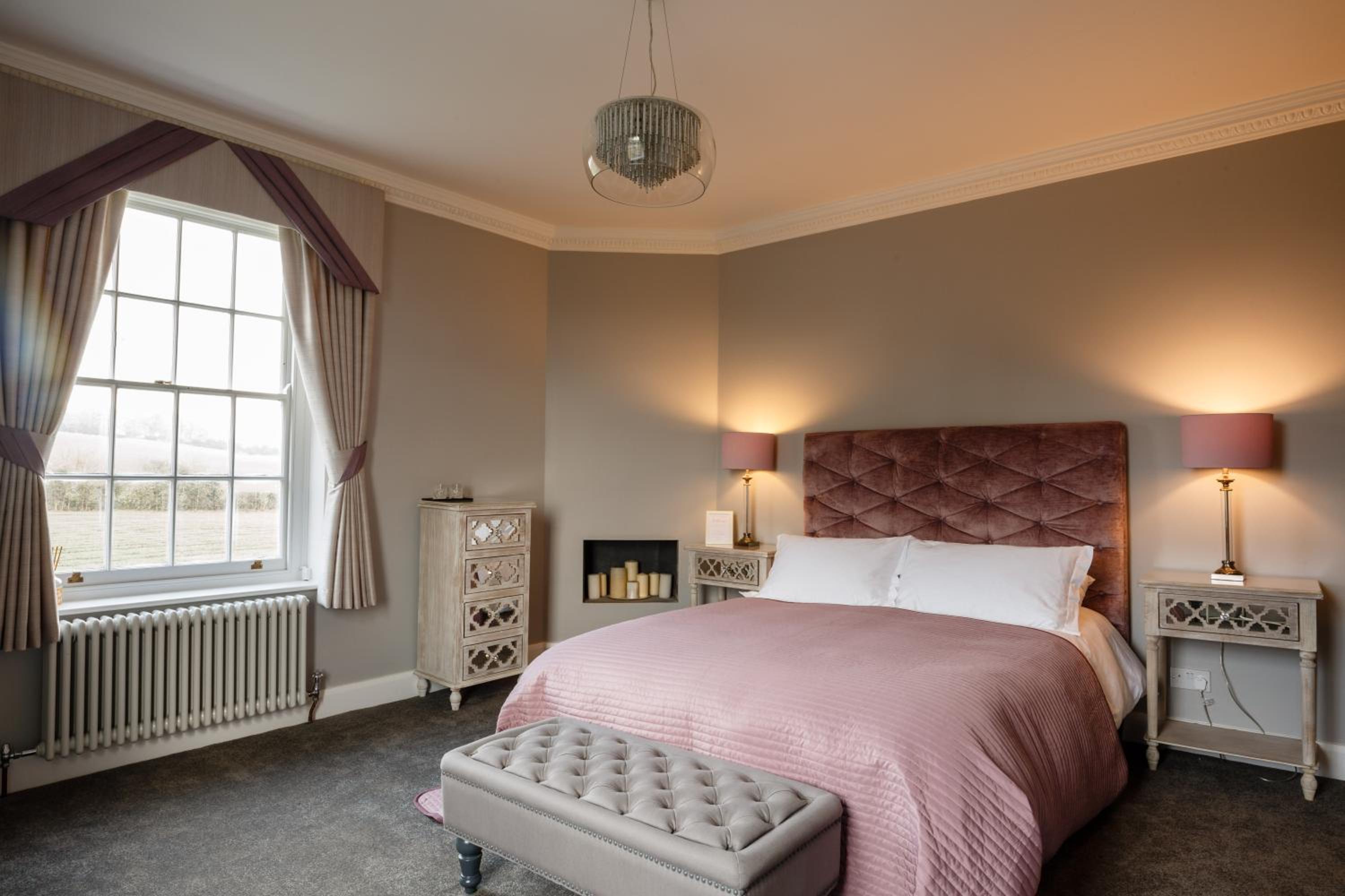 Deluxe Double Room - Photo 16