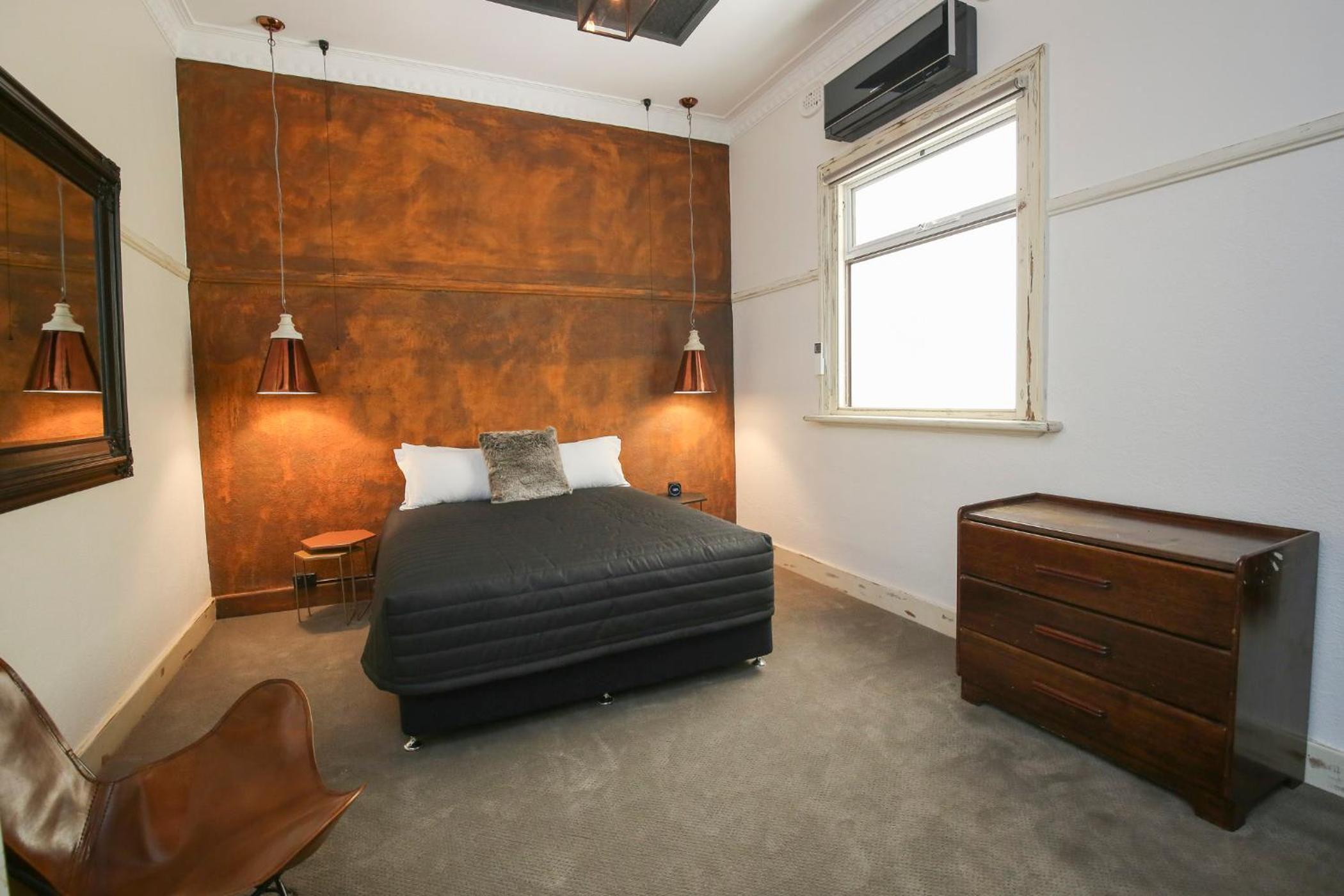 Chamber 1 photo 3