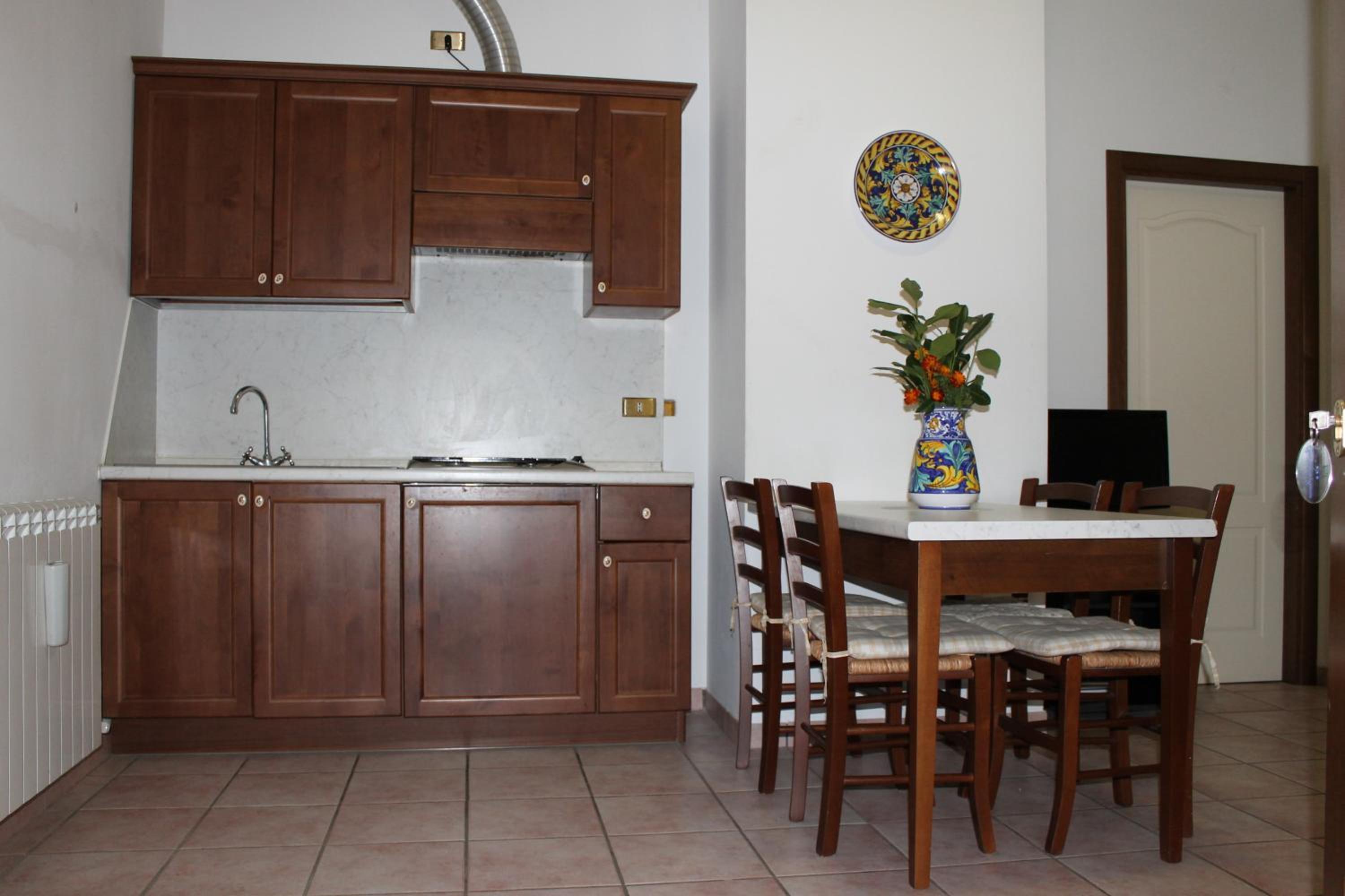 One-Bedroom Apartment (4 Adults) - Photo 7