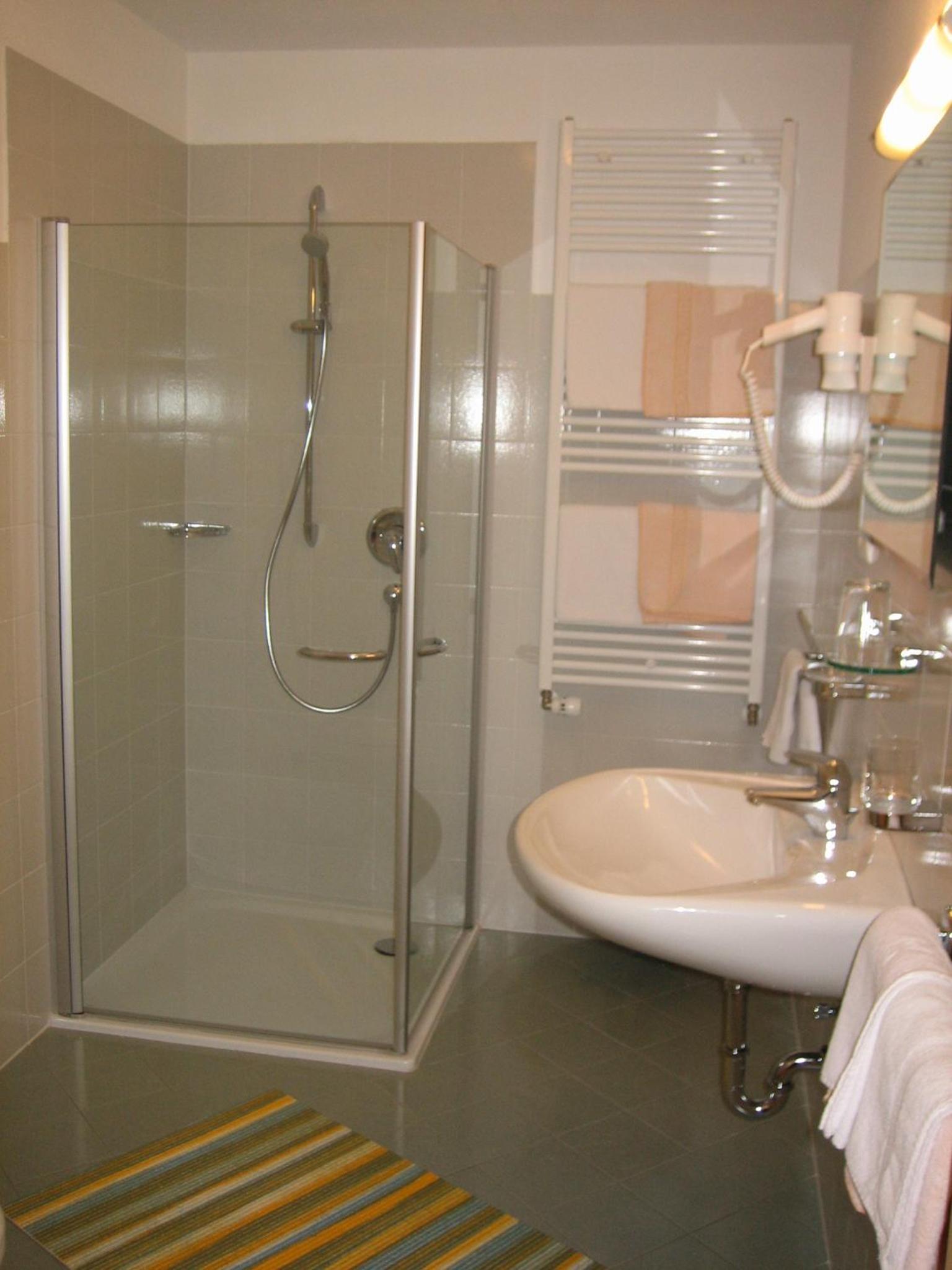 Two-Bedroom Apartment - Photo 5