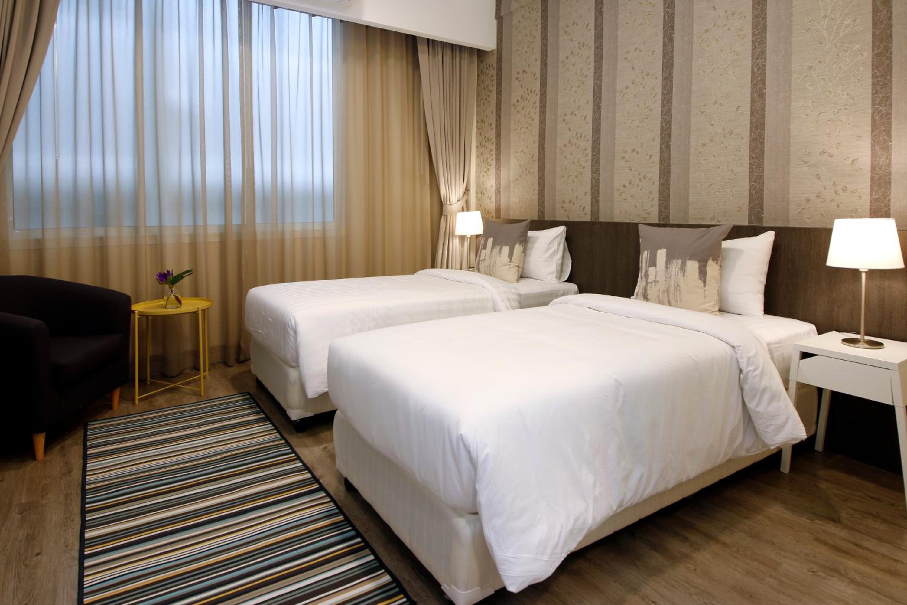 Deluxe Twin Room photo 2