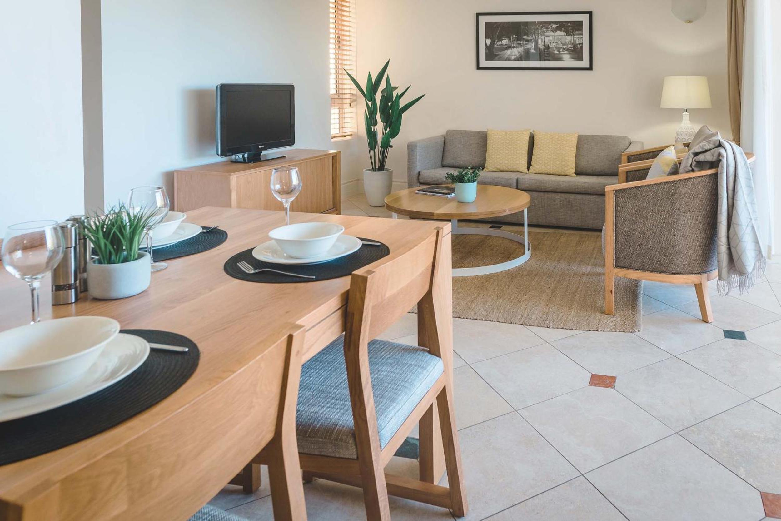  One-Bedroom Apartment With Garden View - Photo 10