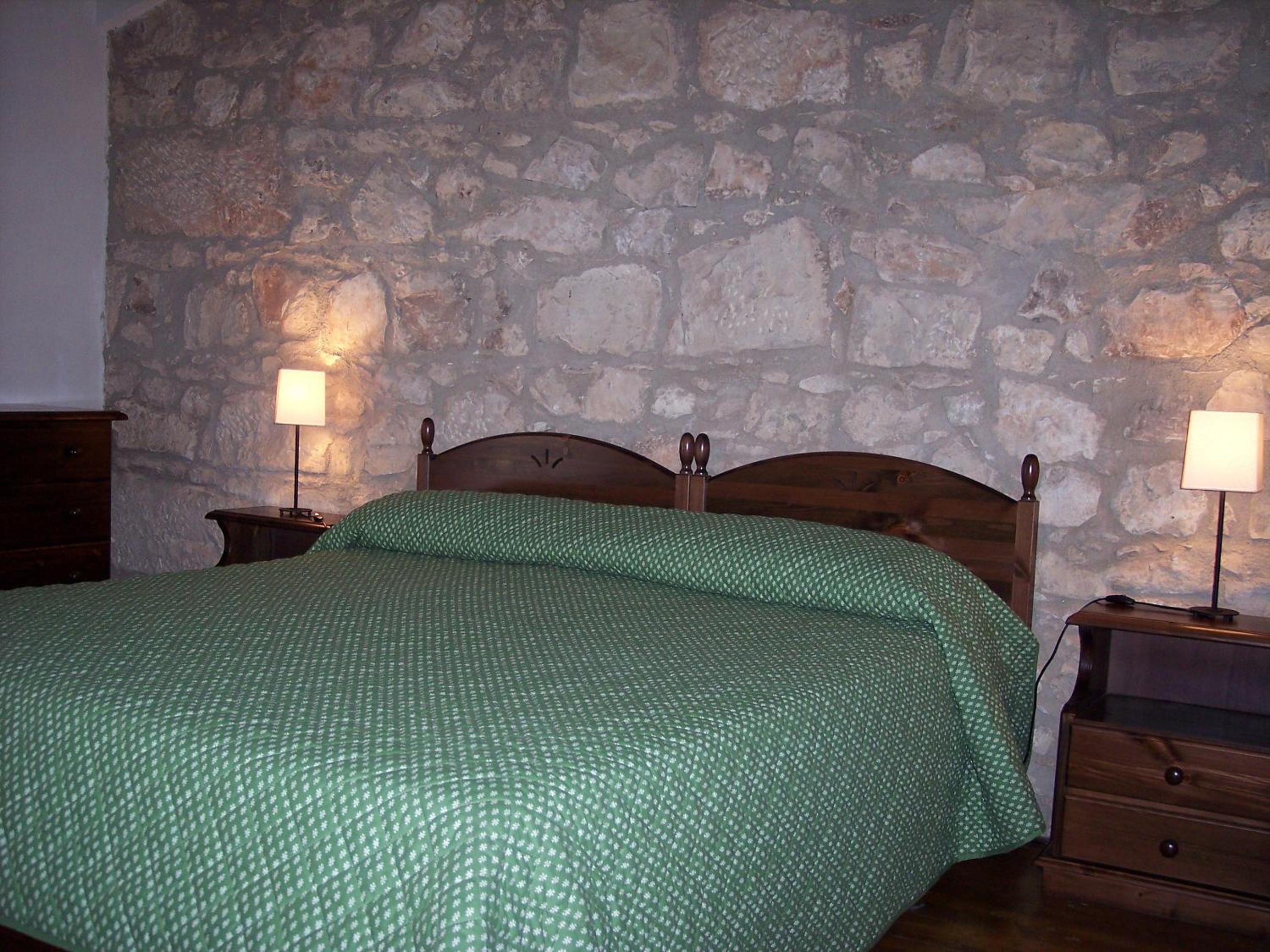 Maisonette photo 1