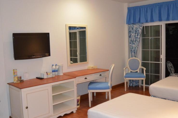 Superior Twin Room photo 2