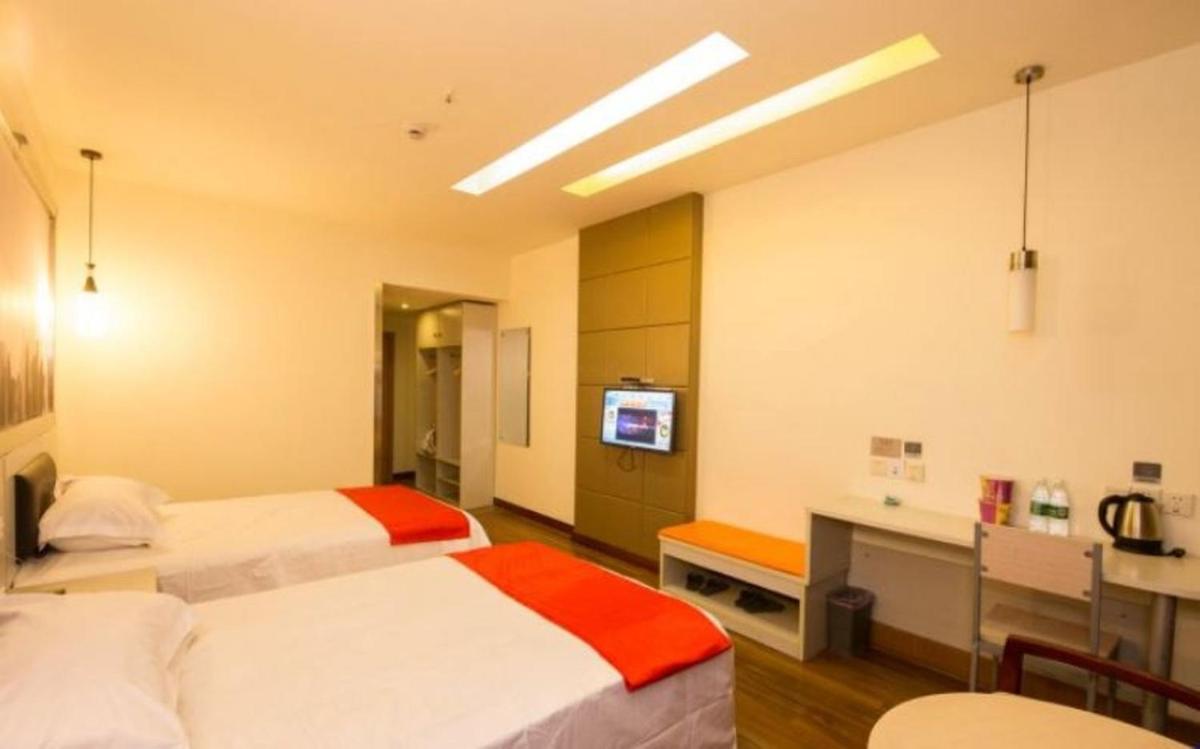 Mainland Chinese Citizens - Standard Twin Room photo 1