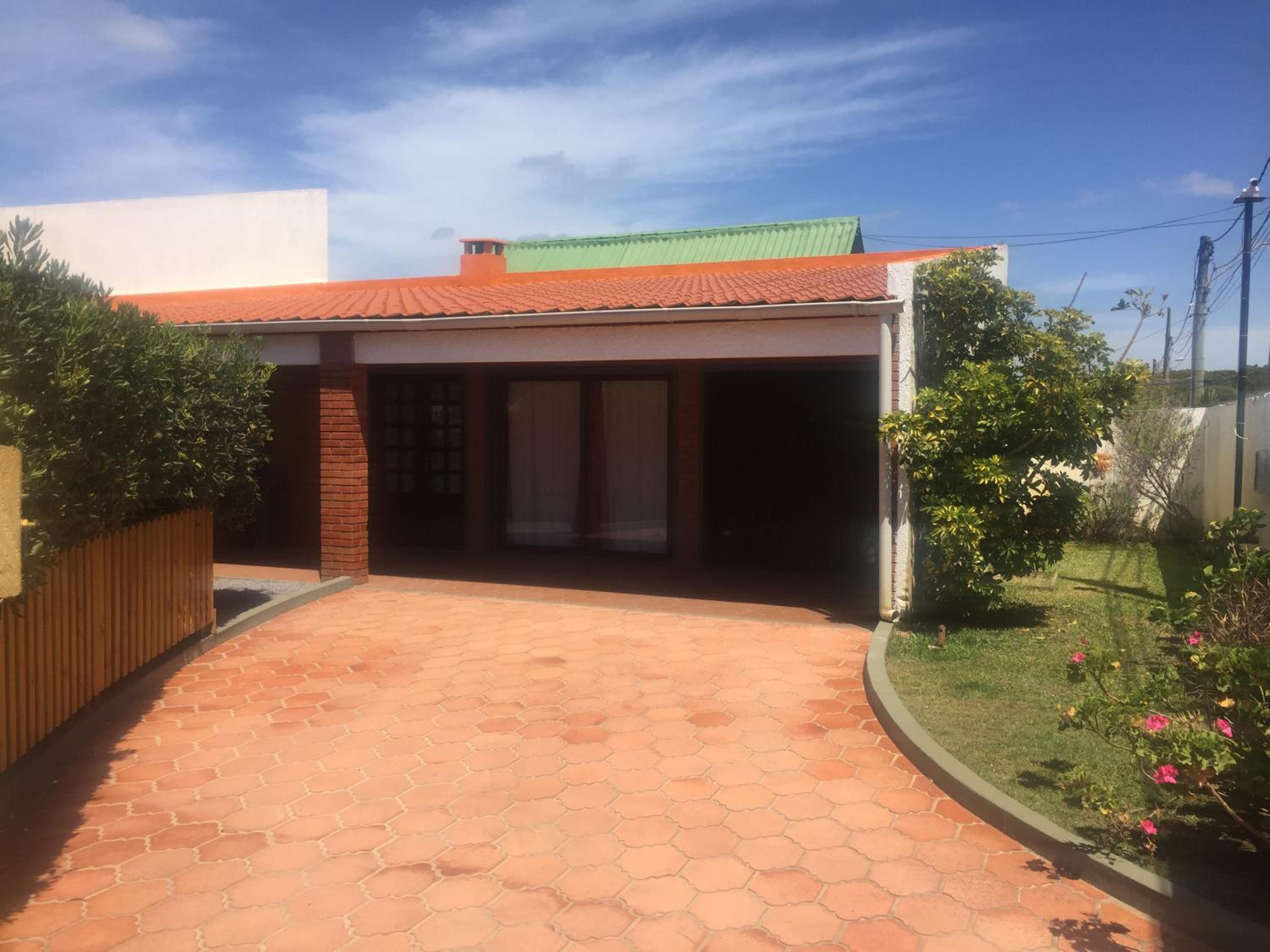 Two-Bedroom House photo 2