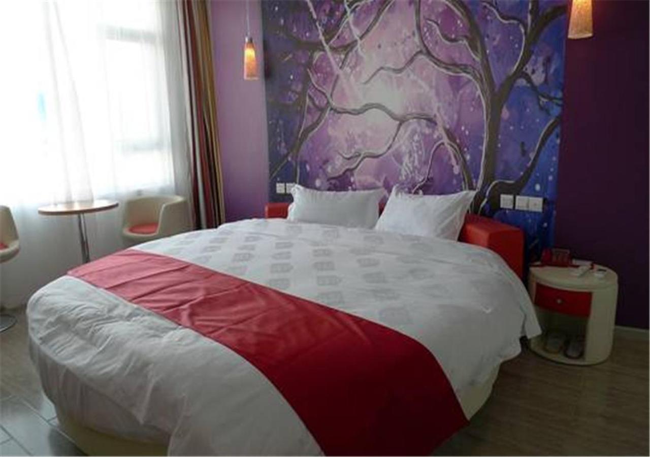 Mainland Chinese Citizens - Flavour Round Bed Room