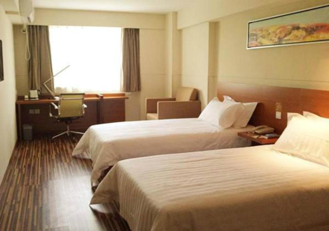 Twin Room A