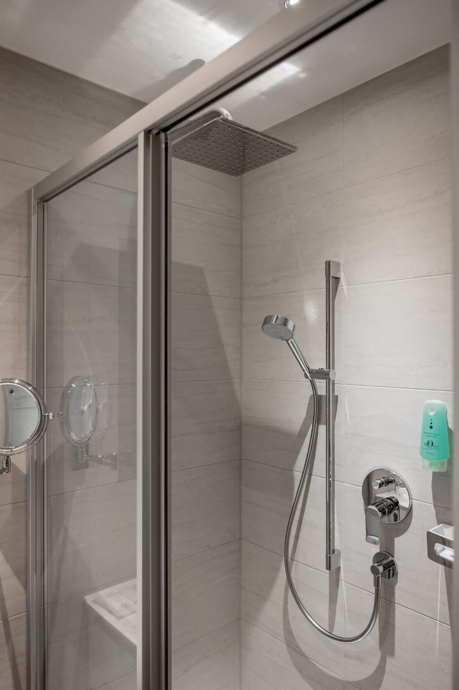 Double Room with Shower 25m2 photo 2