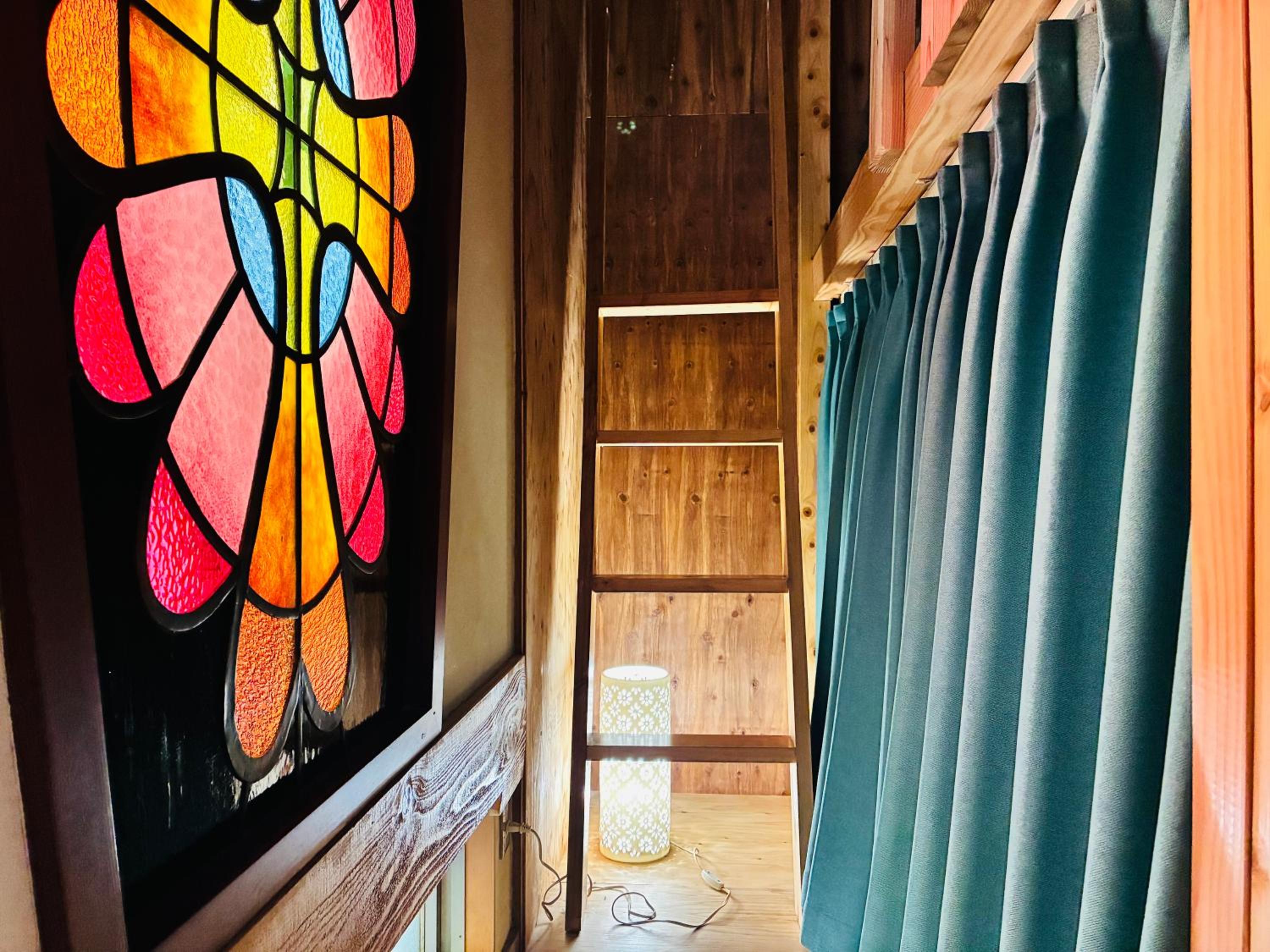 Single Bed in Mixed Dormitory Room