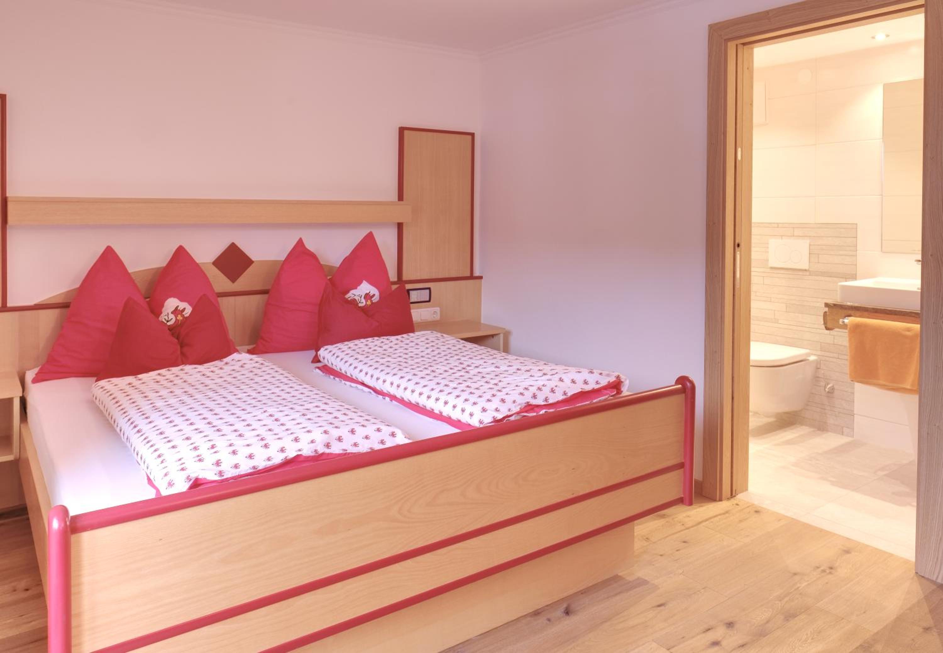 Deluxe Double Room with Balcony photo 1