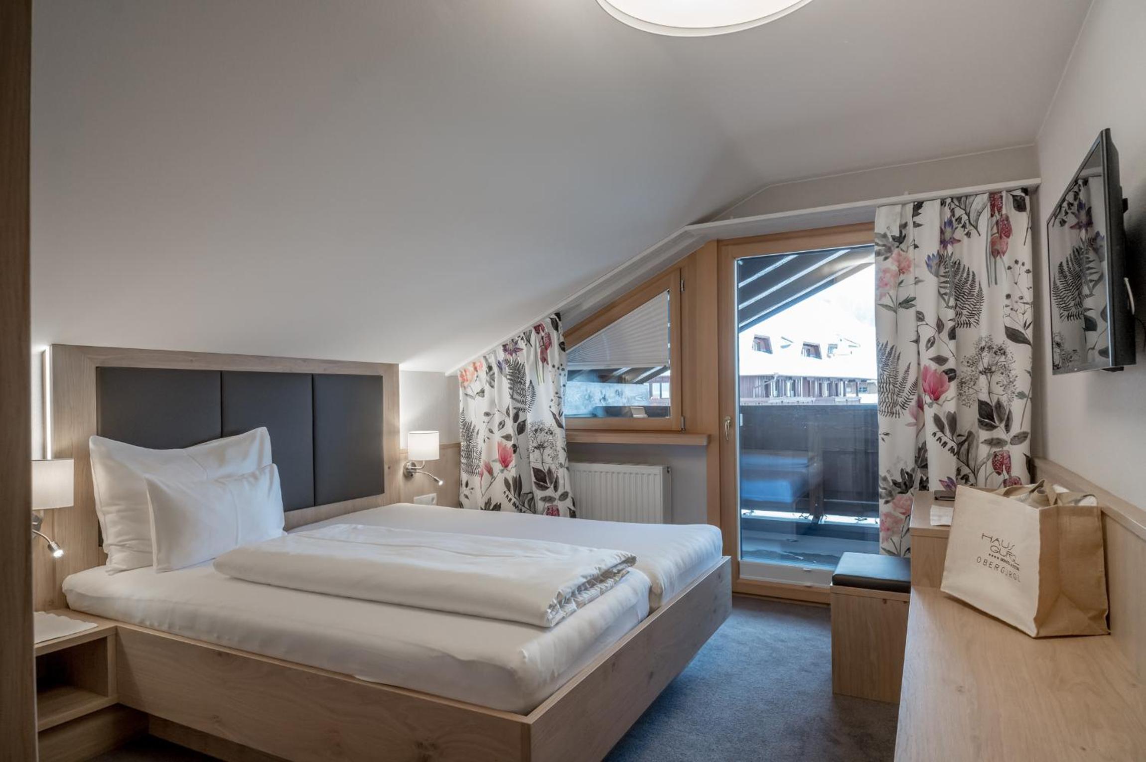 Small Double Room photo 2