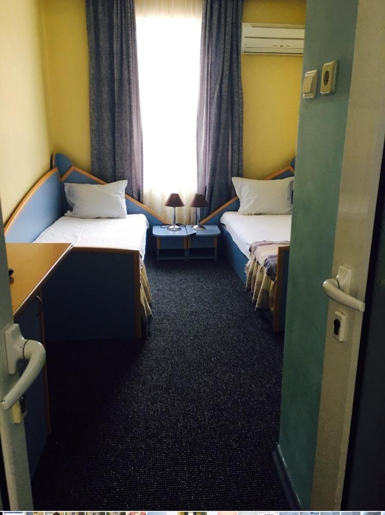 Twin Room photo 1