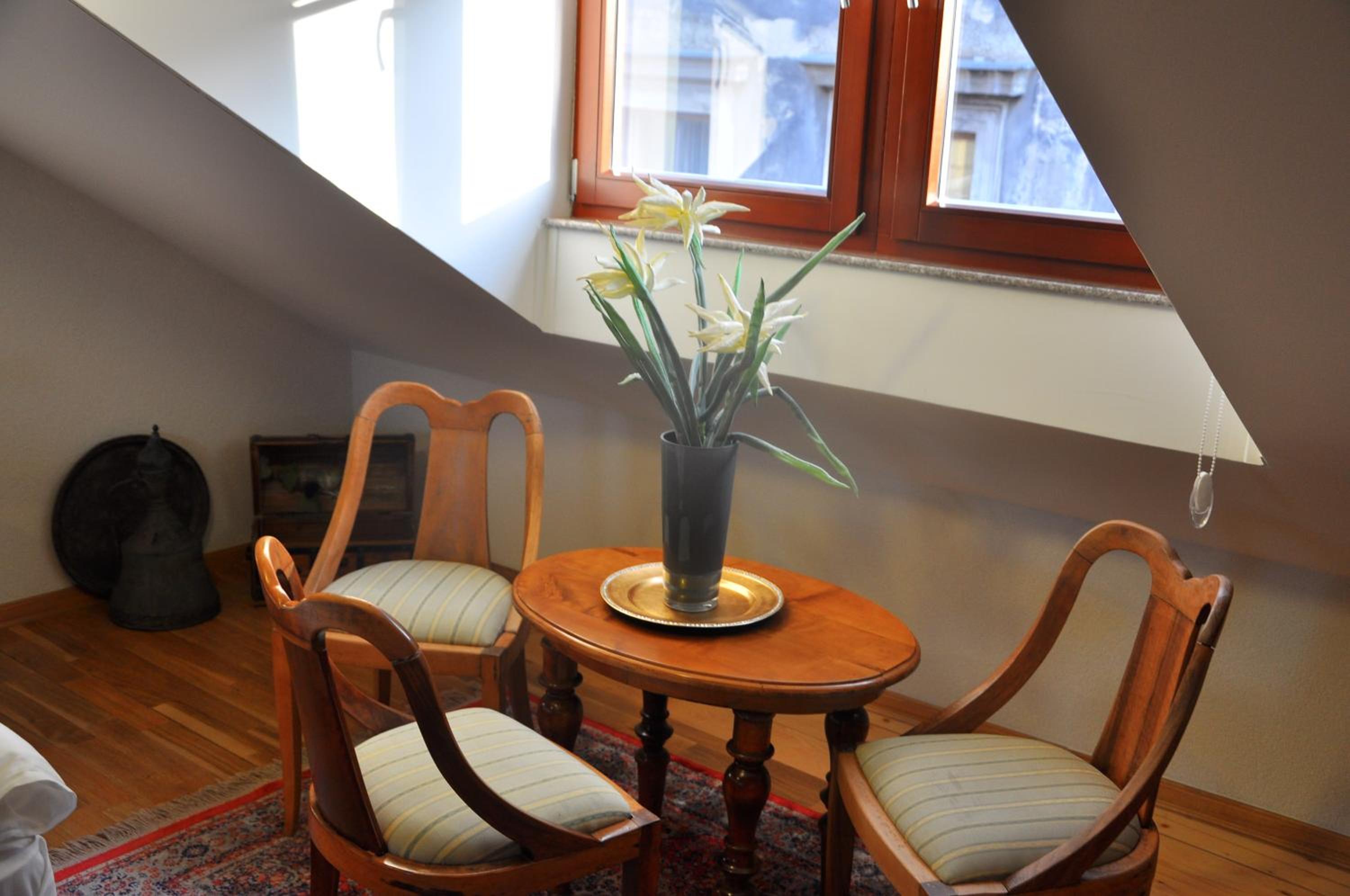 Triple Room - Photo 13