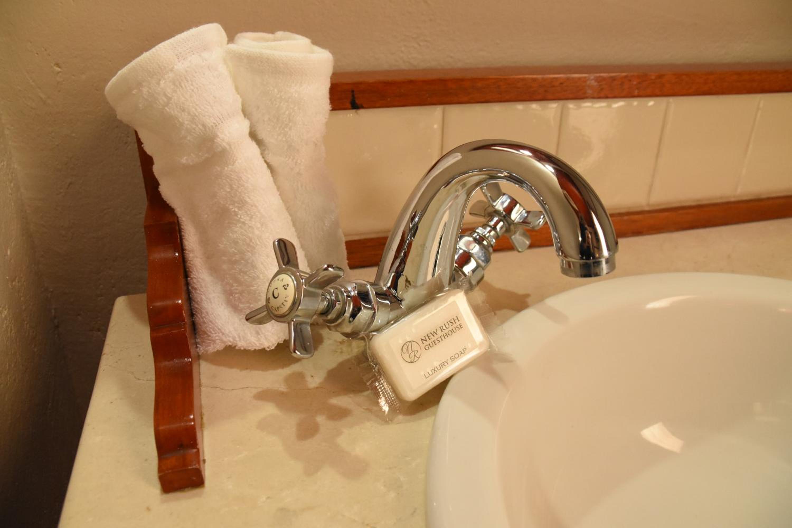 Double Room - Disability Access photo 2