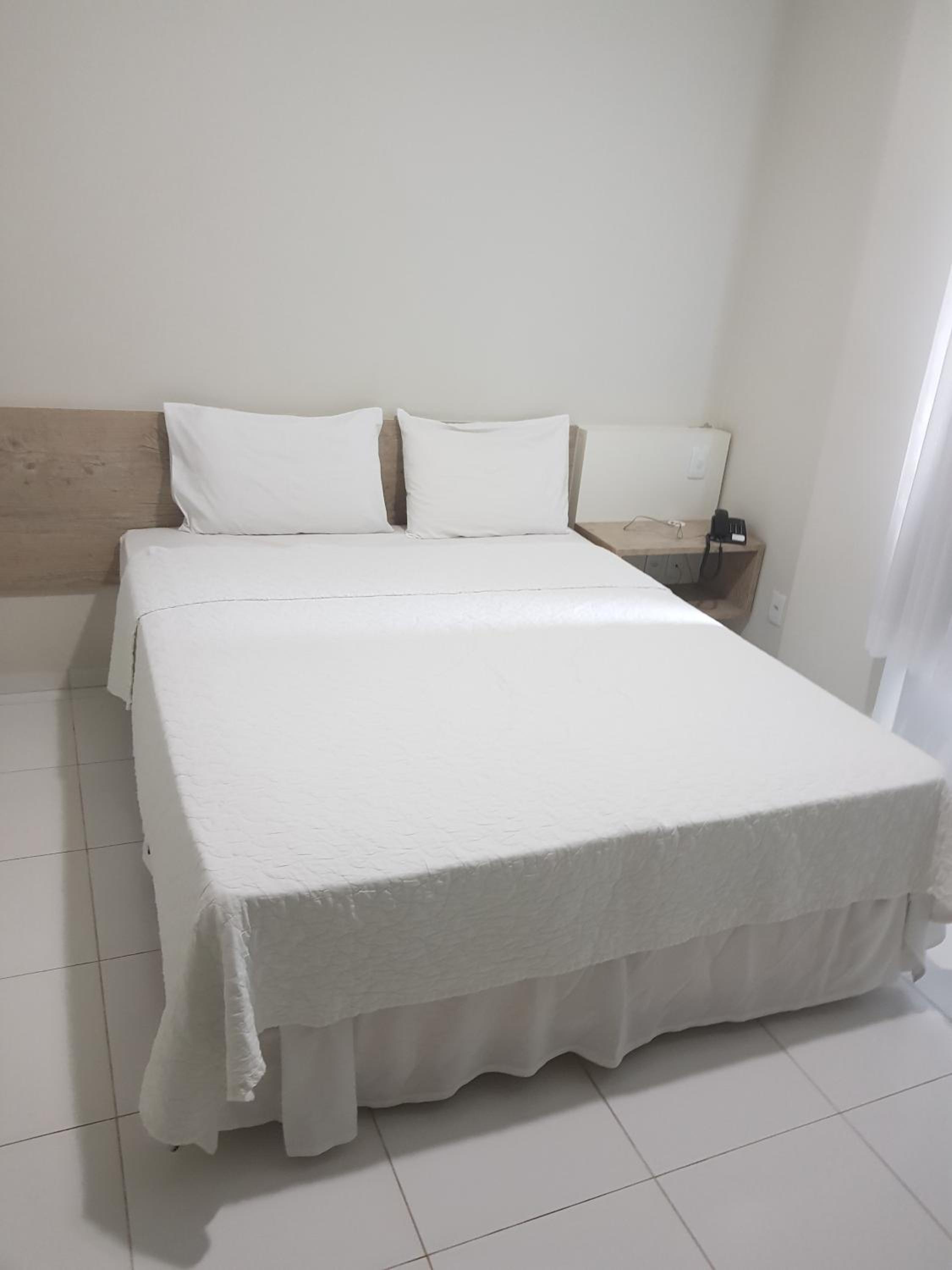 Standard Room with Double Bed - Photo 1