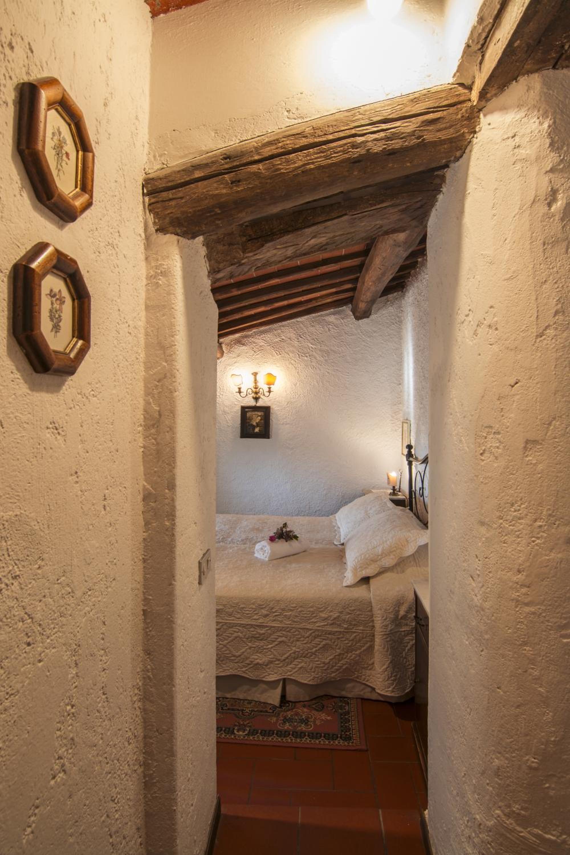 Classic Double Room - Photo 2