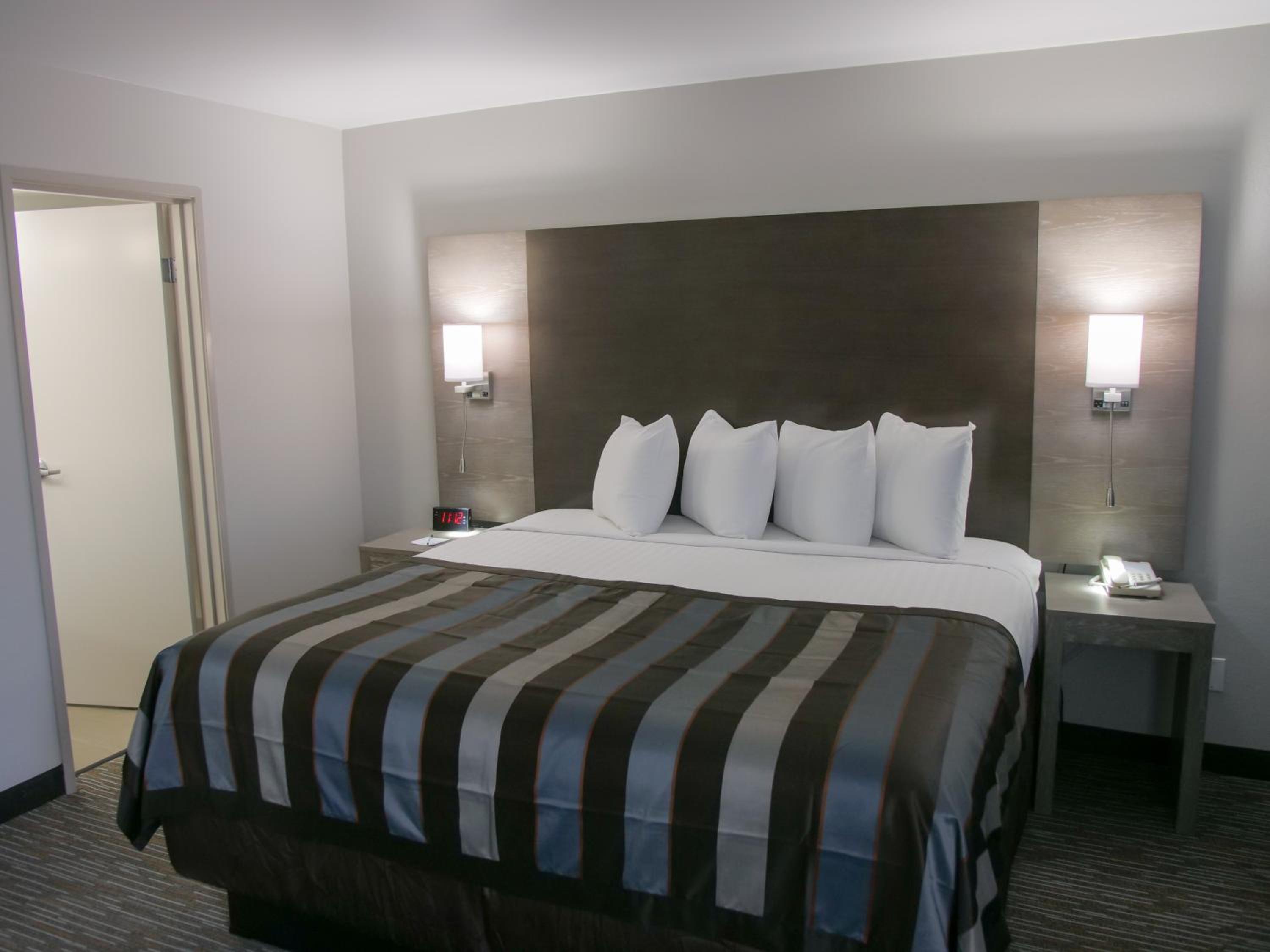 King Room - Mobility Access/Non-Smoking - Photo 3
