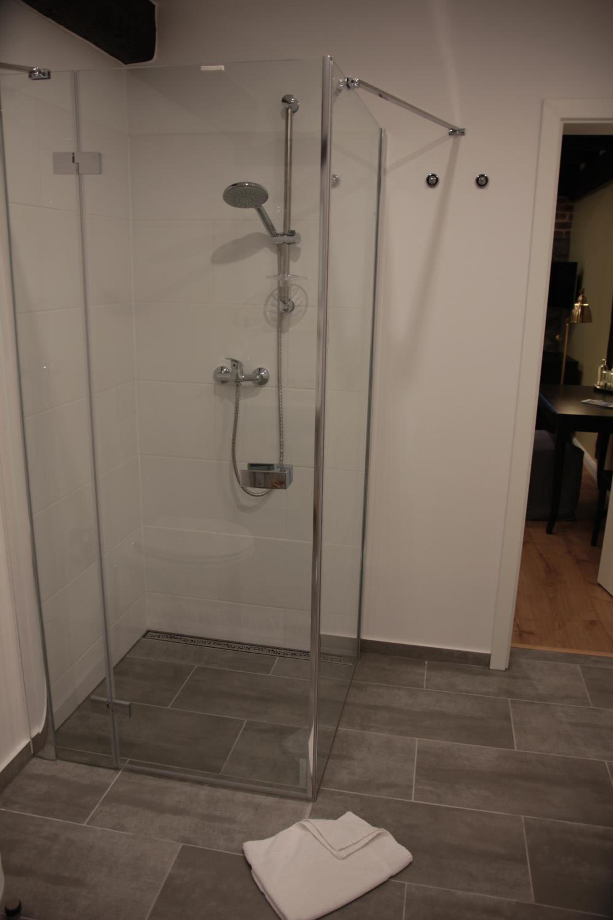 Comfort Quadruple Room - Photo 6