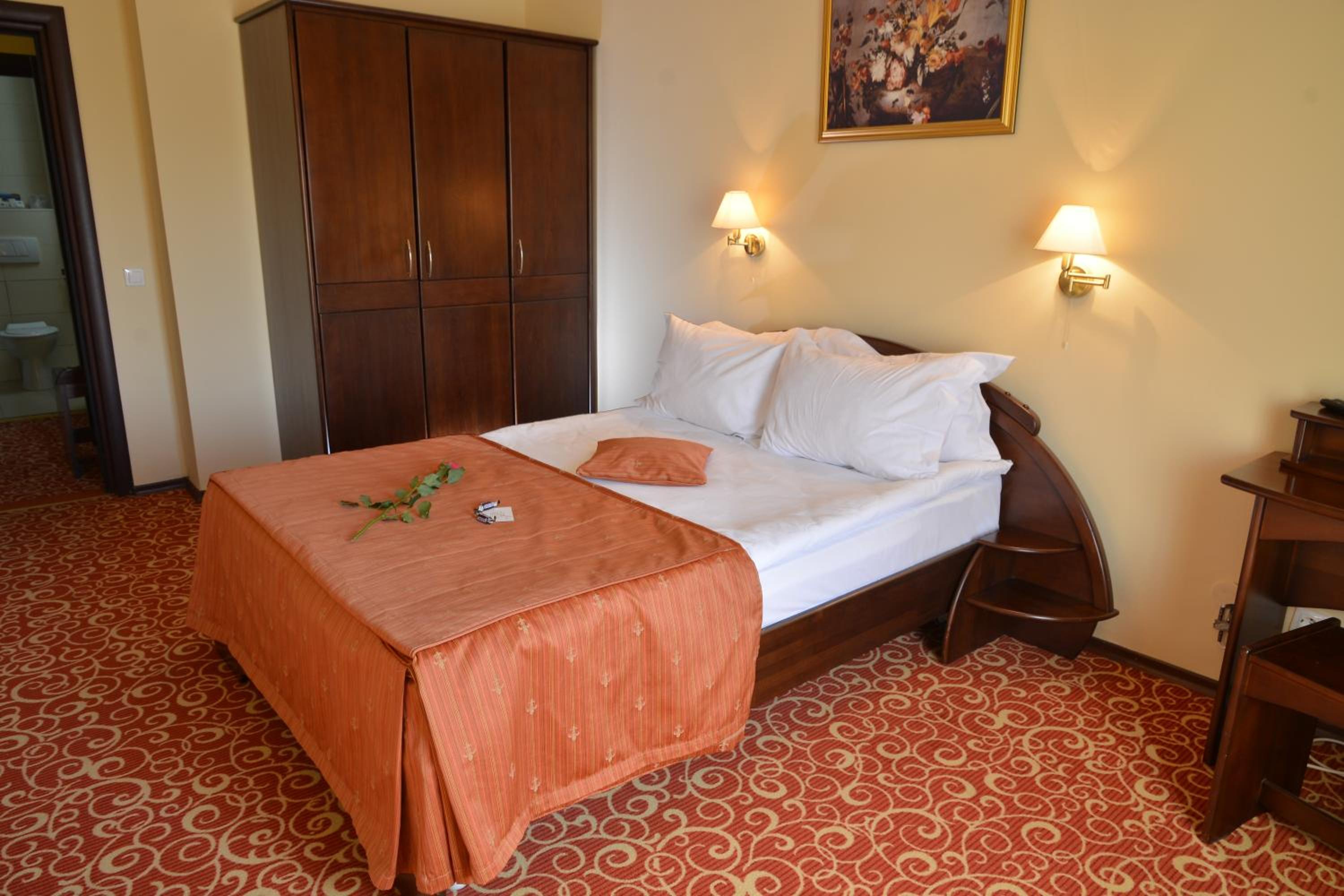 Apartment - Photo 4