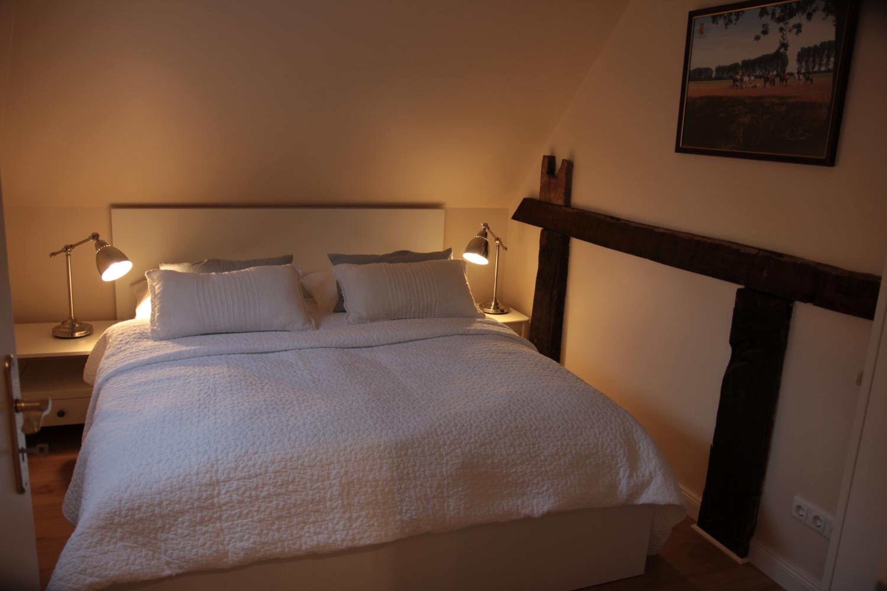 Two-Bedroom Apartment - Photo 15