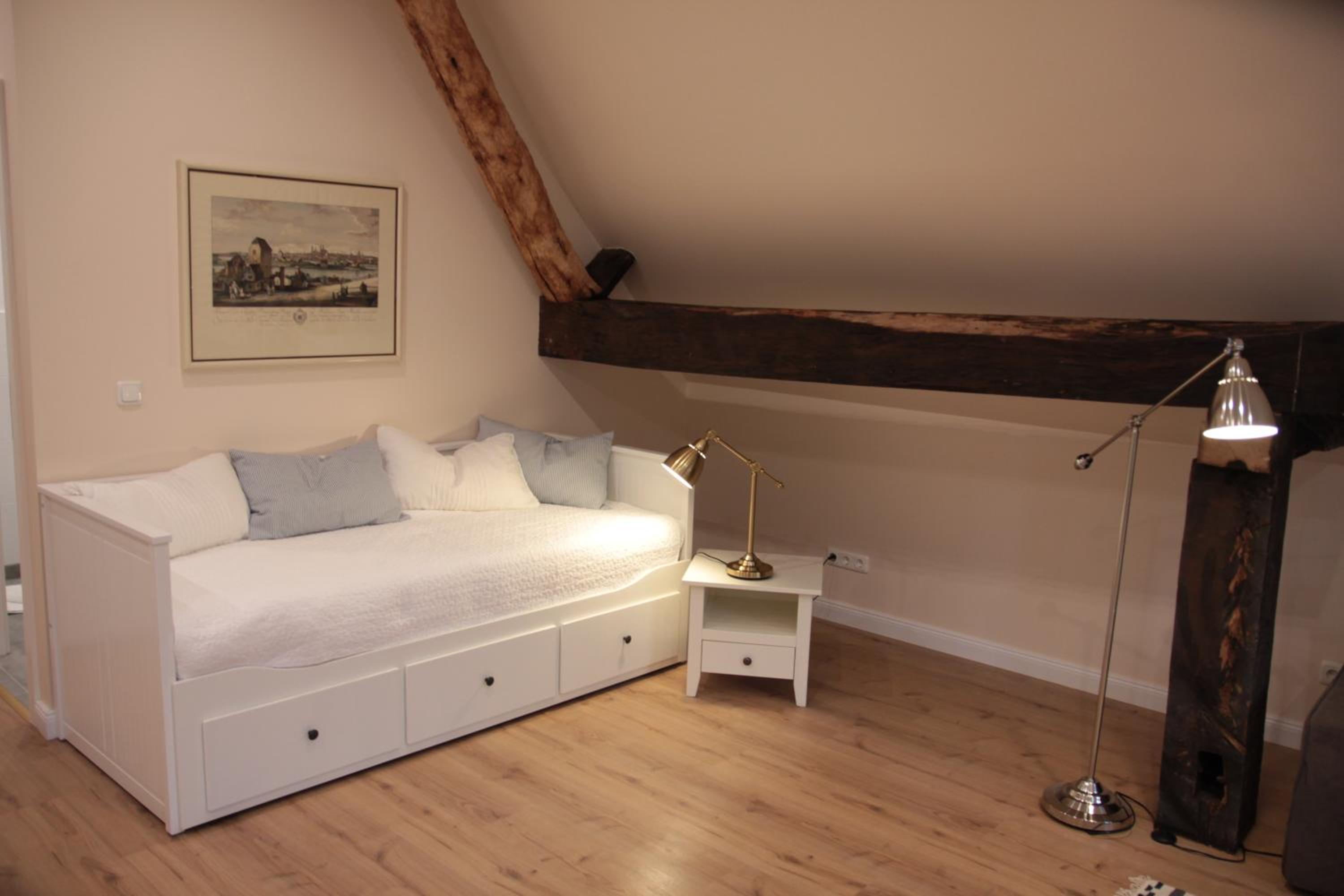 Two-Bedroom Apartment - Photo 16