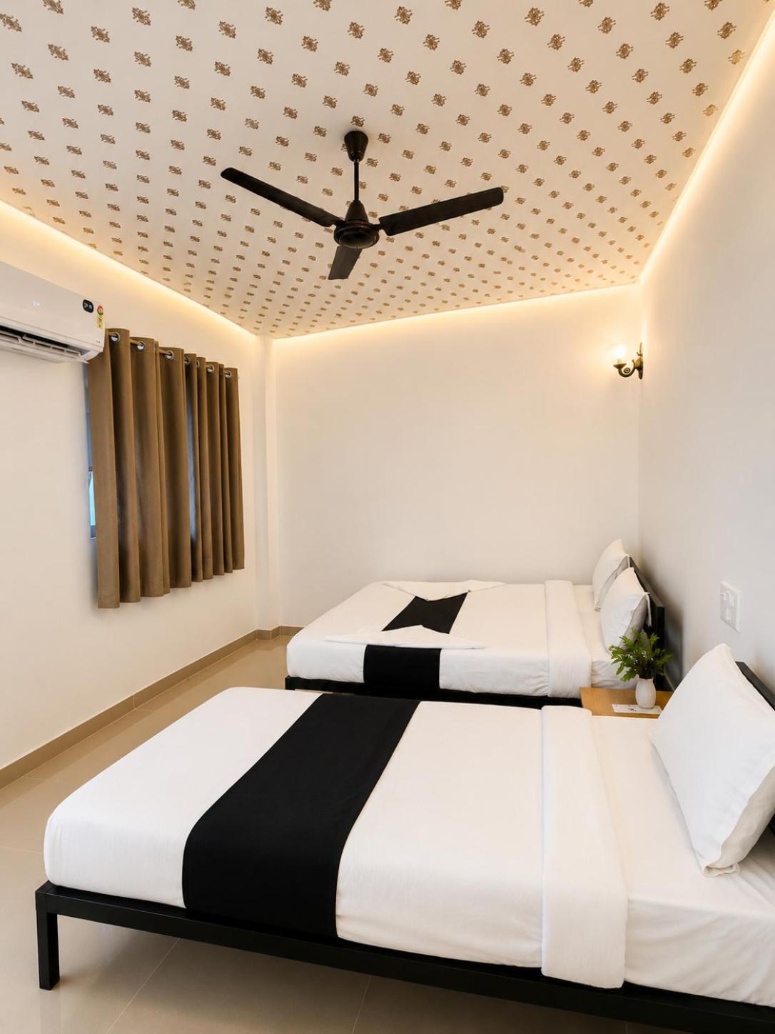 Deluxe Double Room photo 3