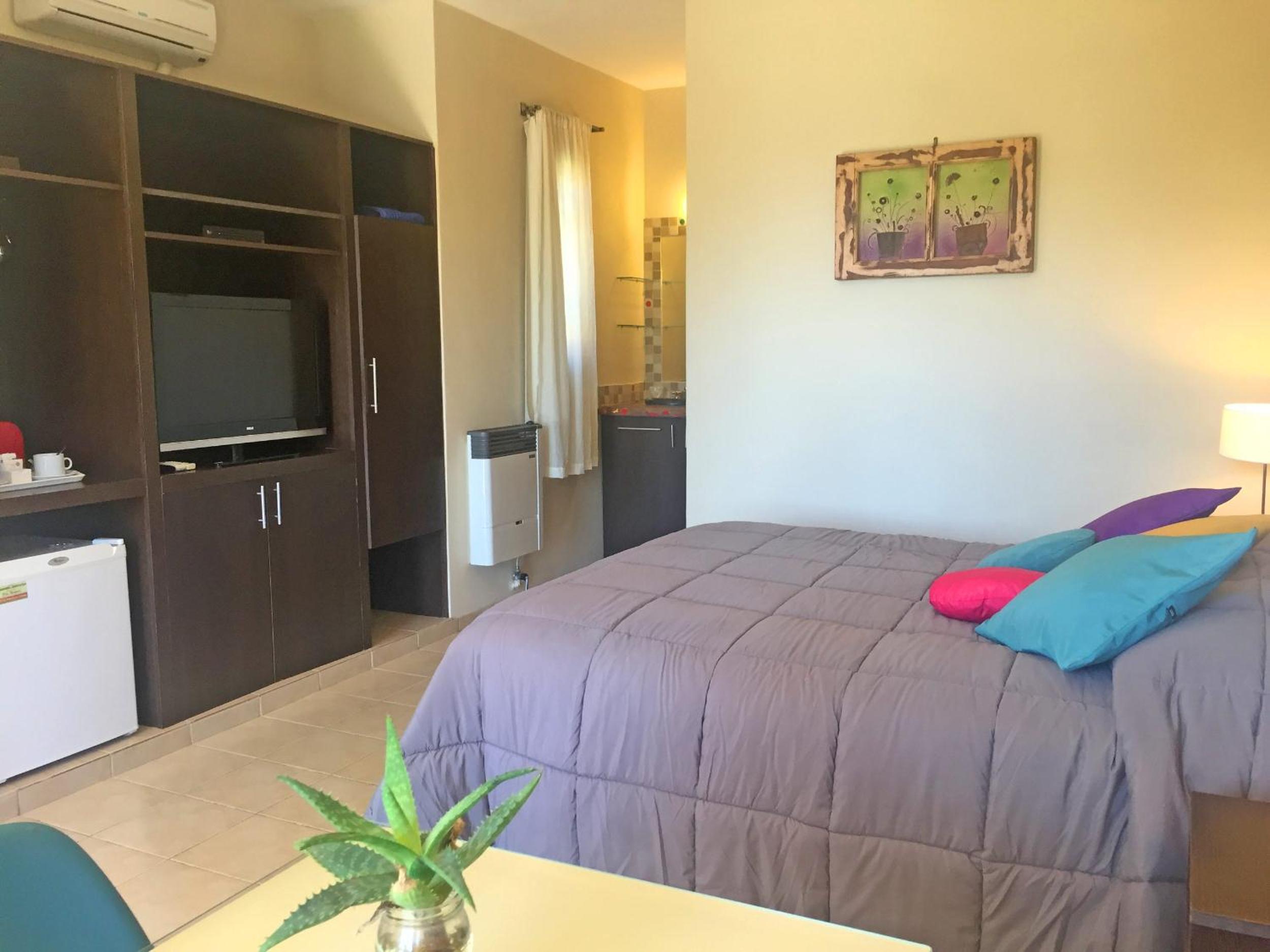 Double or Twin Room with Garden View photo 3