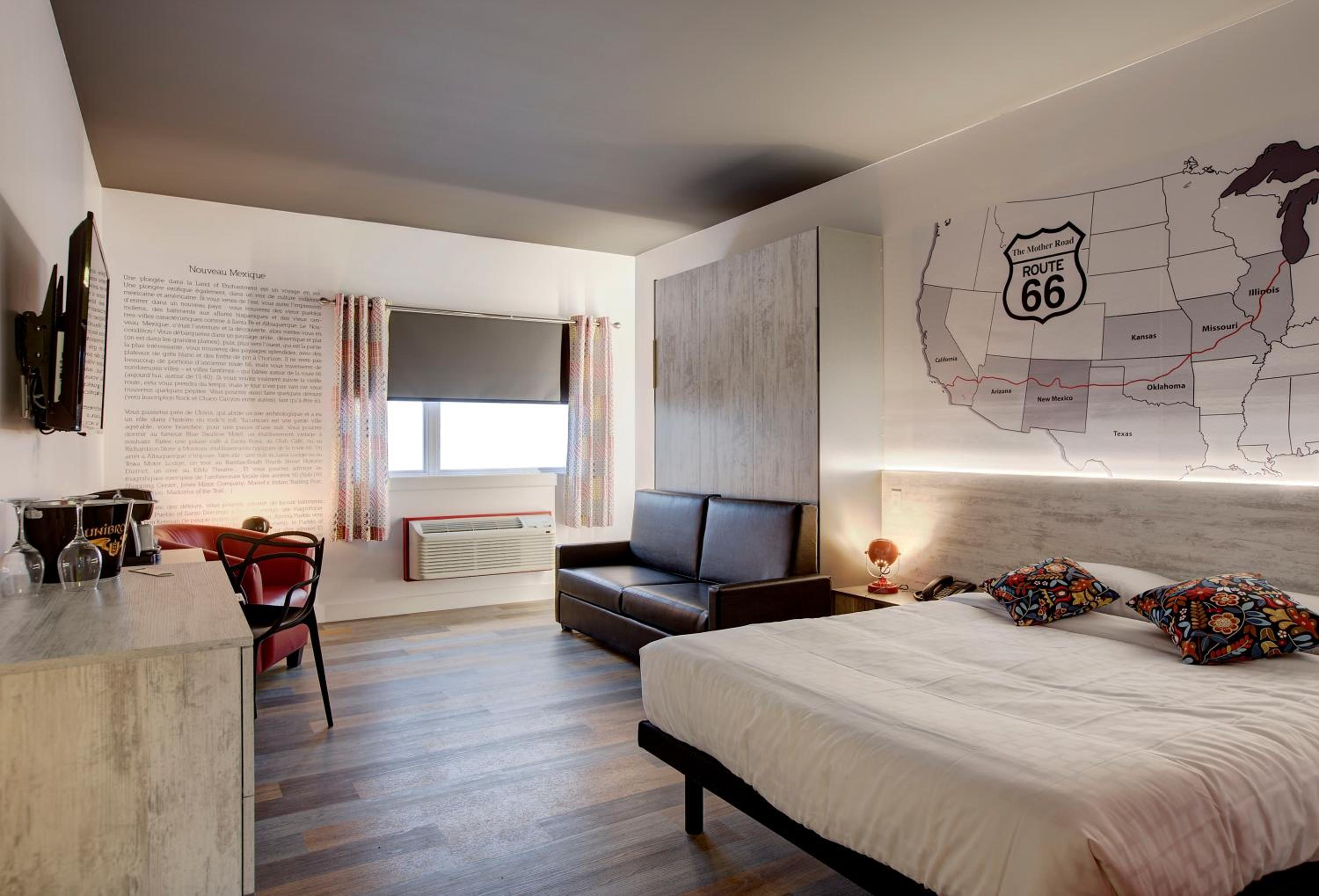 New Mexico - Queen Room with One Queen Bed and One Murphy Bed