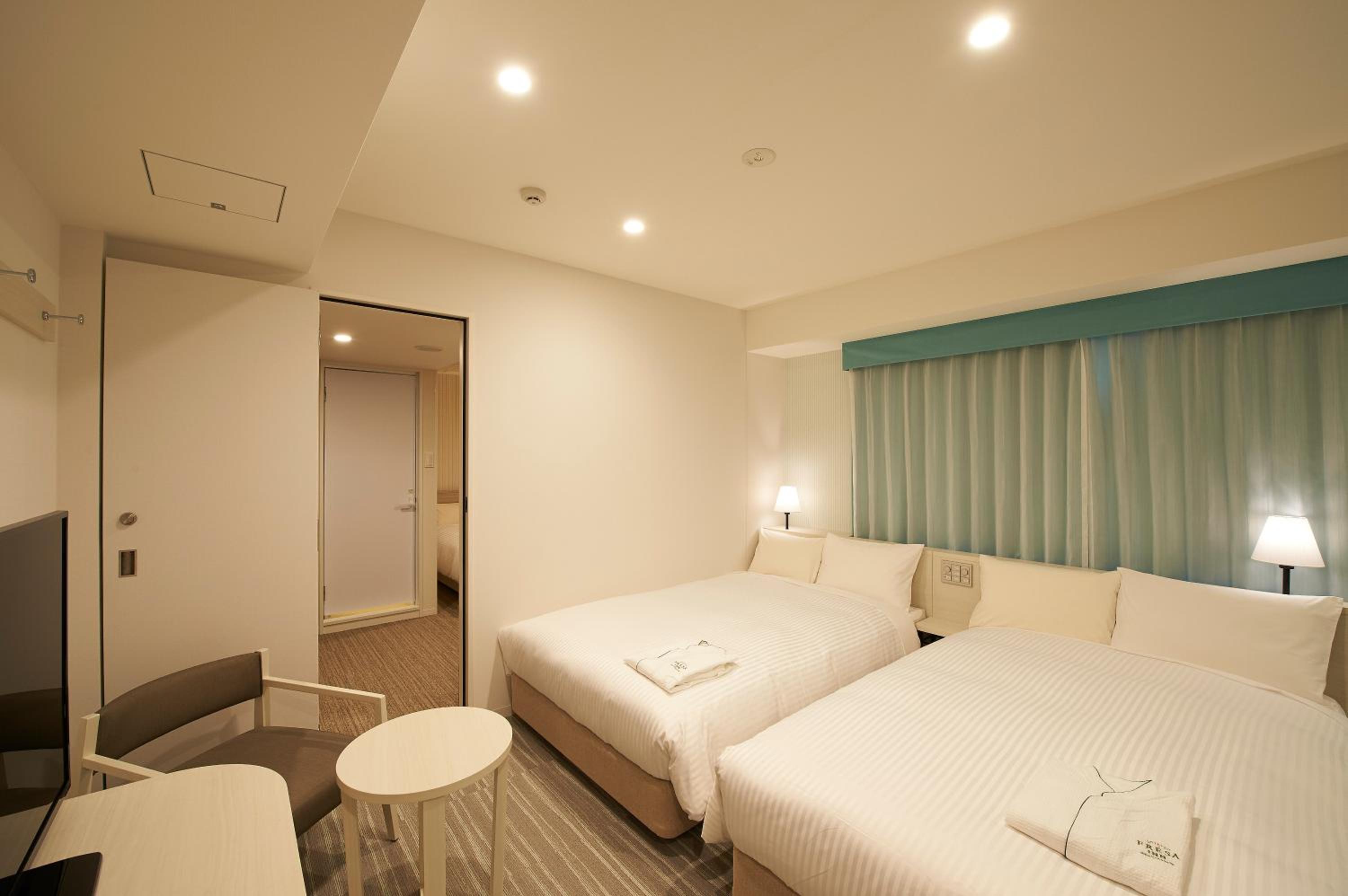 Connecting Room - Non-Smoking