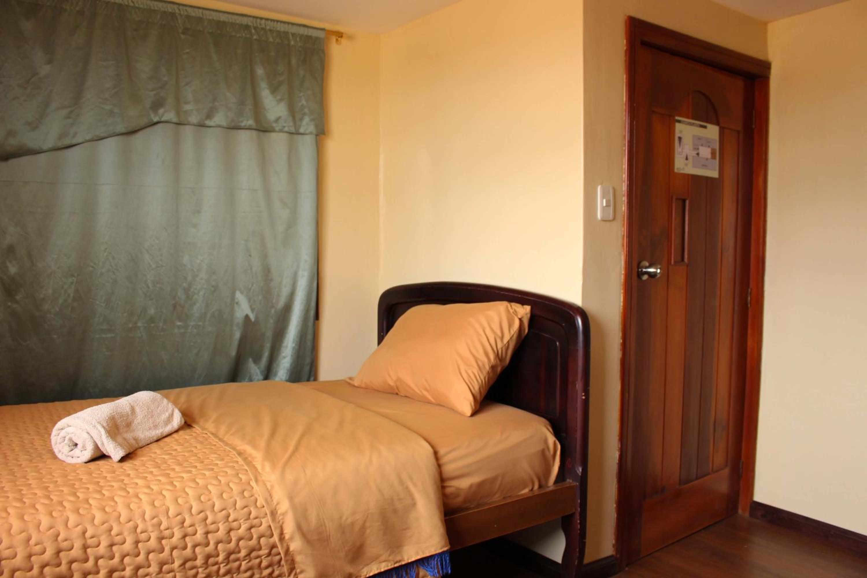 Standard Single Room with Shared Bathroom