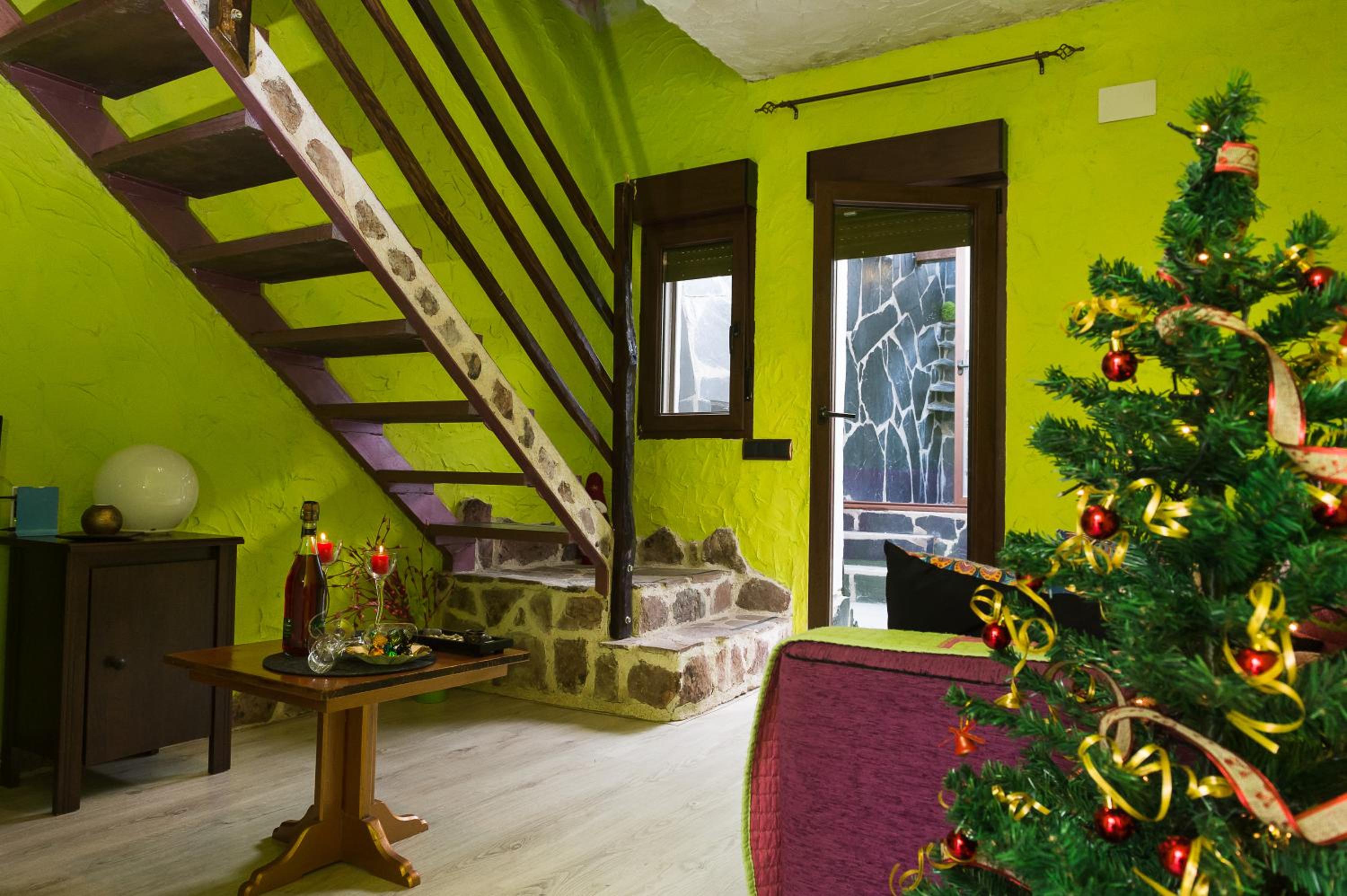 One-Bedroom House photo 2