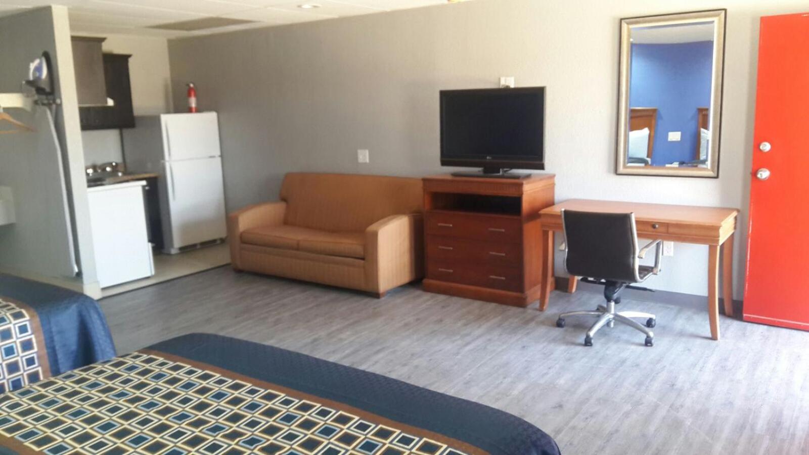 Double Room with Extra Bed photo 2